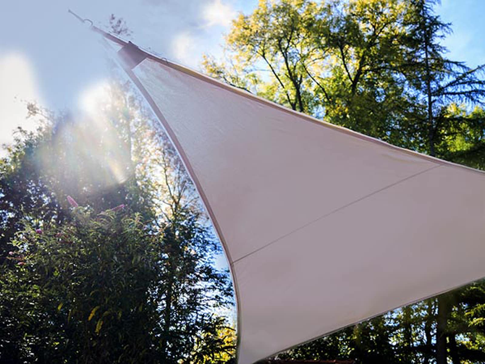 Perel Vela ombreggiante triangolare con 107 LEDs, poliestere idrorepellente, protezione UV 95%, 3.6 x 3.6 x 3.6 m illuminazione LED solare, shade sail per giardino e terrazza, taupe