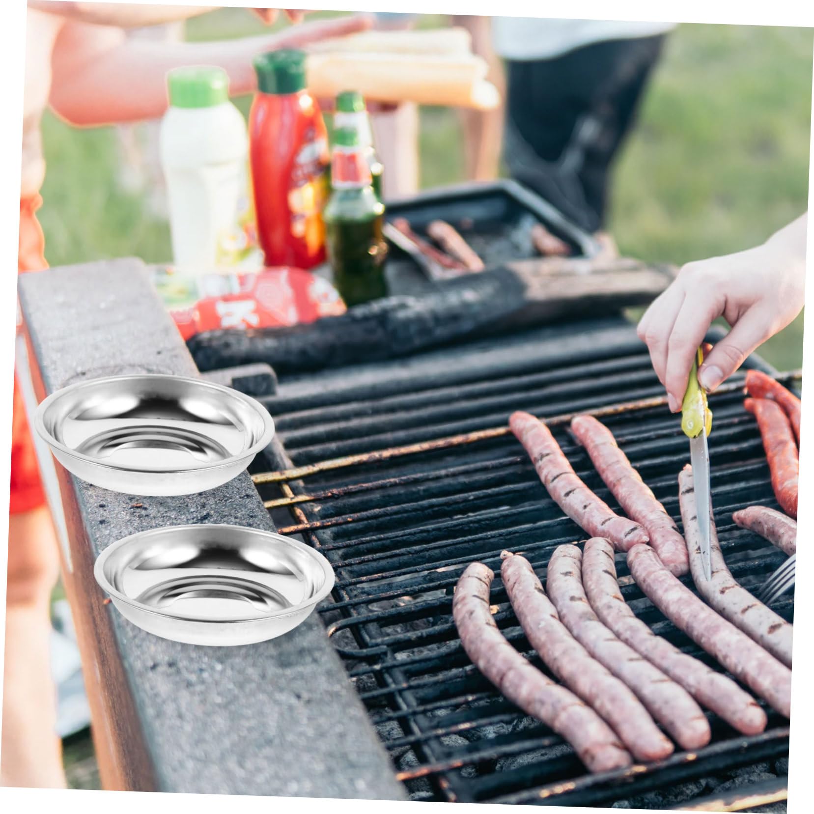 HOLIDYOYO 10Pcs Stainless Steel Dipping Soy Sauce Dish Round Seasoning Dishes Sushi Dip Bowl Camping Metal Dinner Plates Small Snack Mustard Dessert Dishes Cup for Picnic Camping Dinner Party