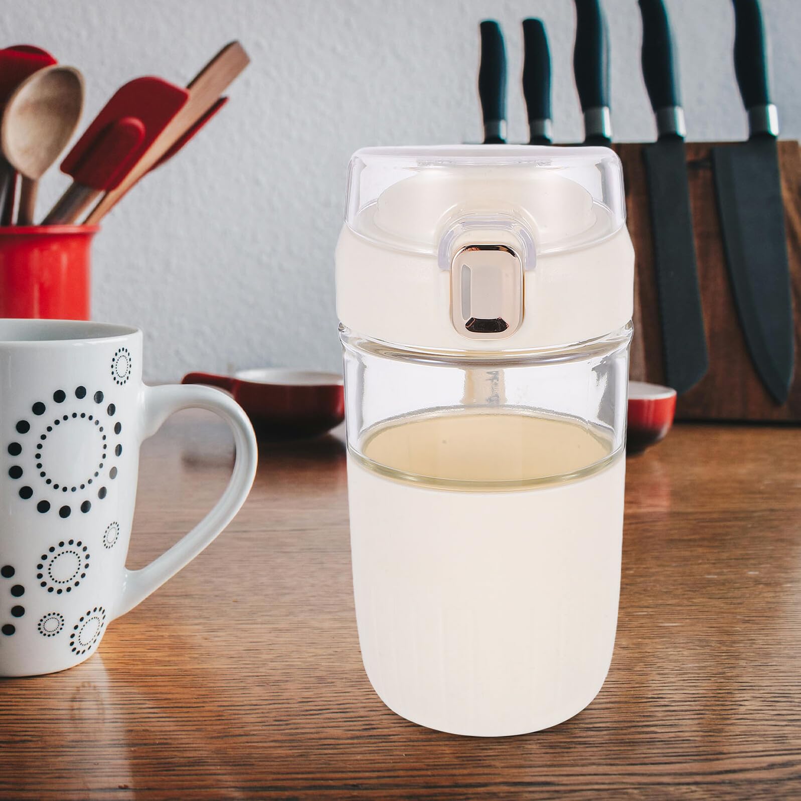 Glasbecher mit Integriertem Sieb und Hitzebeständigem Silikonschutz Wiederverwendbarer Teebecher To go für Heiße und Kalte Getränke Vielseitiger Reisebecher für Kaffee und Wasser