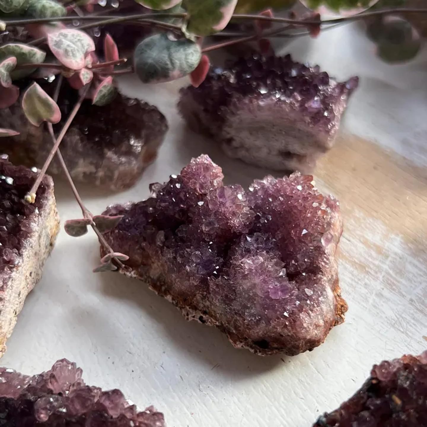 NIBHZ Natürliches Kristall-Rohmineral-Exemplar, Amethyst-Kristall-Ornament