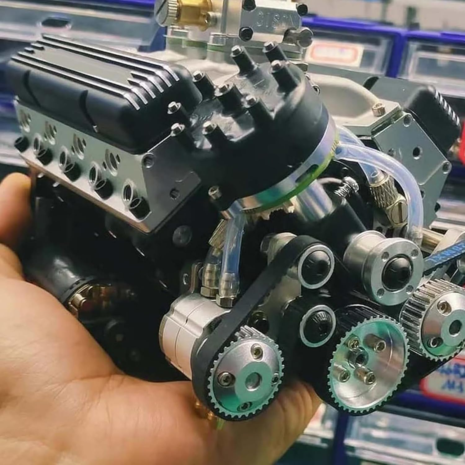 مجموعه مدل موتور V8 رزینی مشکی — کیت آموزشی و نمایشگاهی برای بزرگسالان