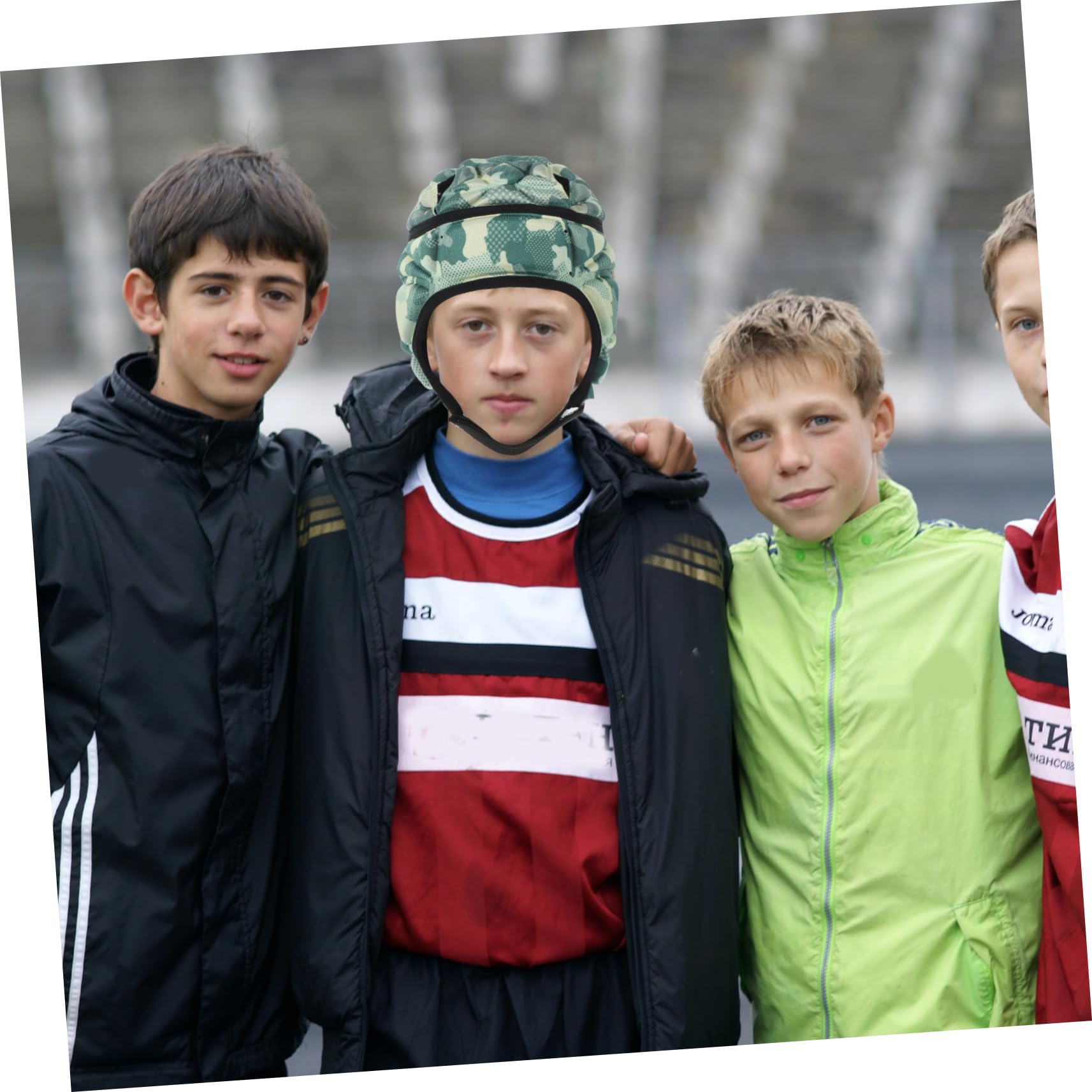 VANZACK 2piezas Casco De Rugby y Ligero para Fútbol y Deportes Al Aire Protección para Niño Niña y Adultos Camuflaje