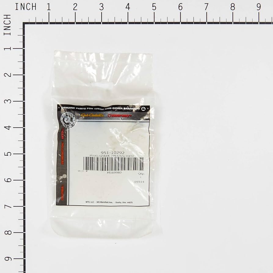 MTD 951-10292 Spark Plug : Amazon.ca: Patio, Lawn & Garden