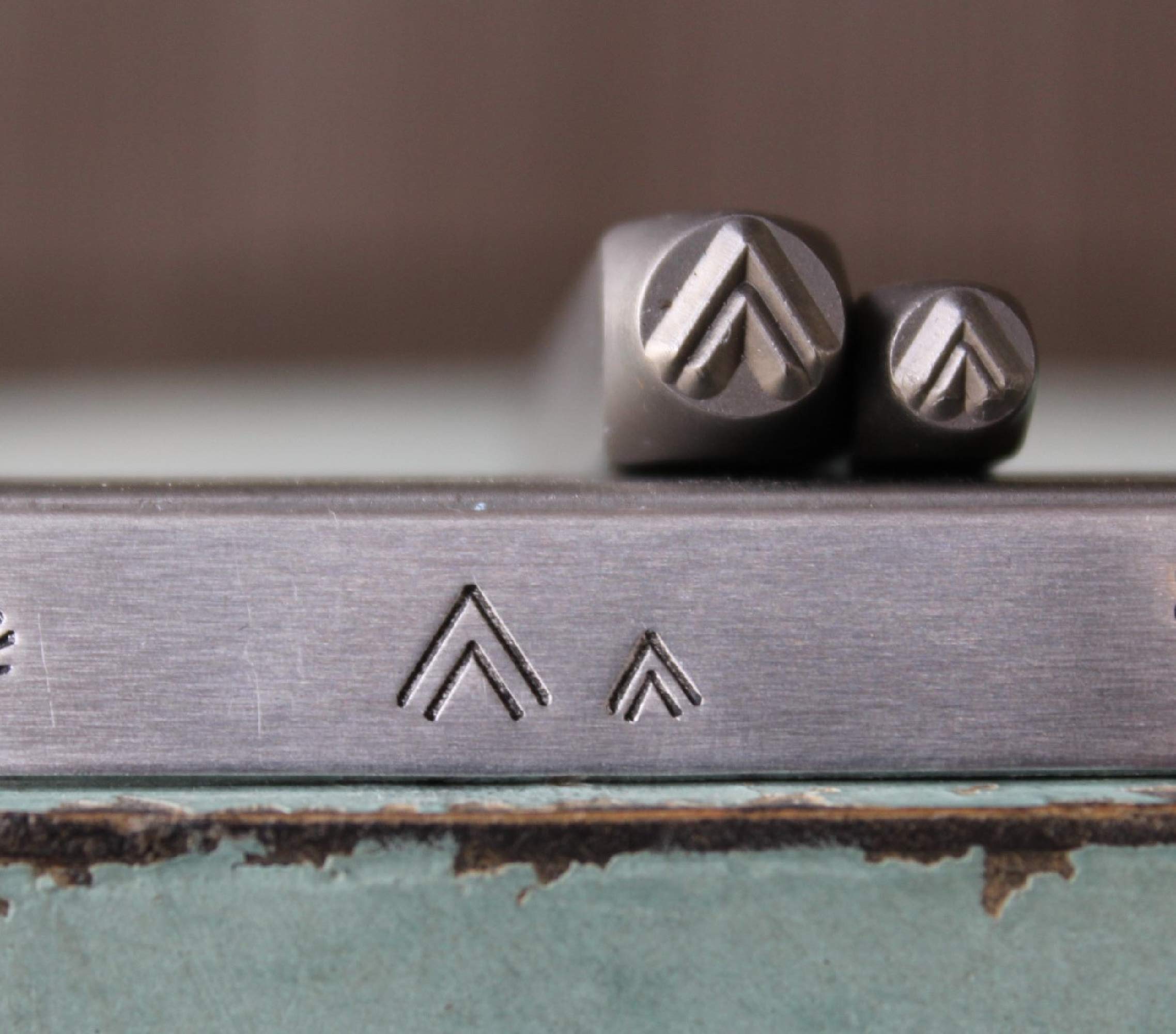 3mm and 5mm Southwest Thunderbird Chevron Metal Punch Design 2 Stamp Set - Supply Guy - CH-45769