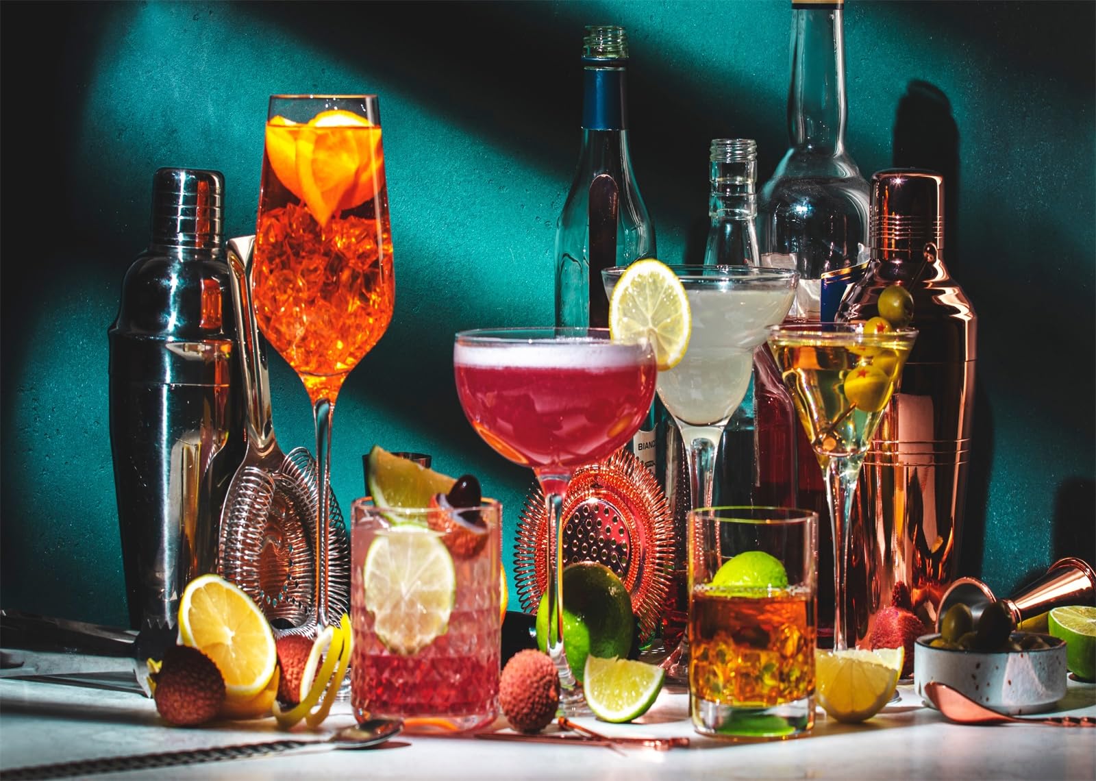 15x8FT (4,6x2,5m) Esposizione Di Cocktail E Bevande Sfondo Fotografico | Esposizione Di Cocktail E Tessuto Background,Bicchieri Colorati Bottiglie,Decorazioni Festa E Foto,Photo Booth