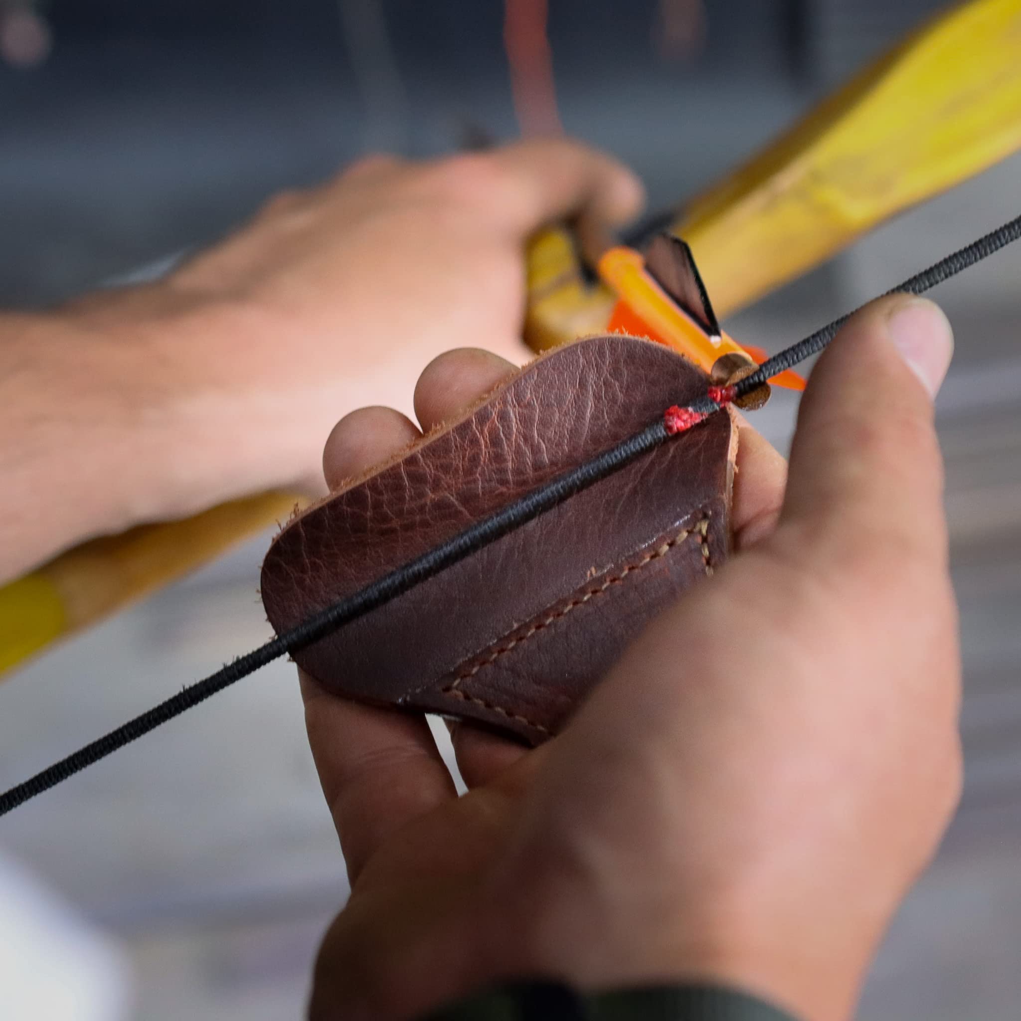 Shatterproof Archery Archery Tab | Large, YES Tab Tab | 3 Under tab | Traditional Finger Tab | Finger Guard | Finger Protector | Chrome Tan Leather