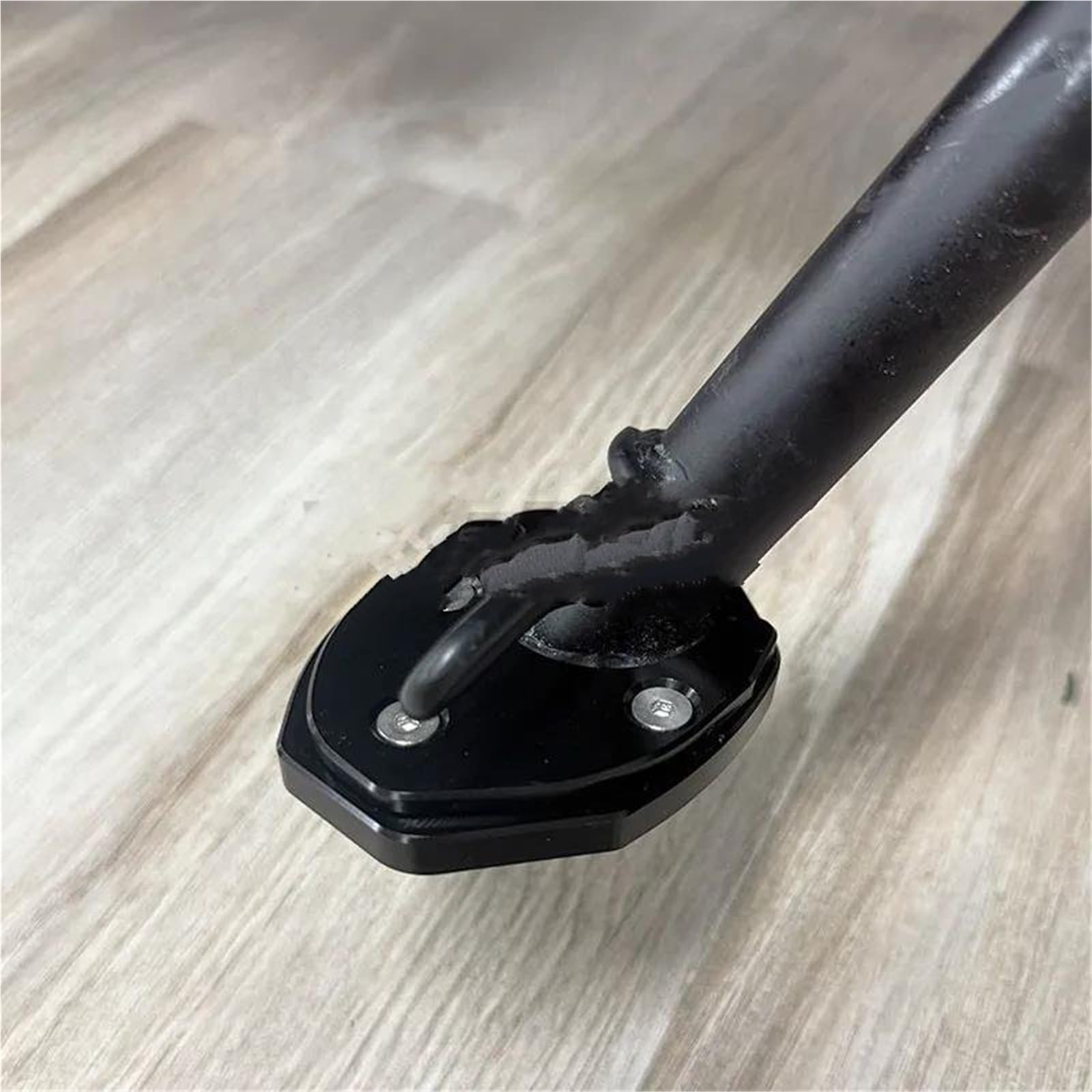 Rivestimenti Laterali Cavalletto da Parcheggio Moto Cavalletto Laterale Allargare Gli Accessori Supporto Piastra di Estensione per Daytona 660 2024(Gray-DAYTONA660)