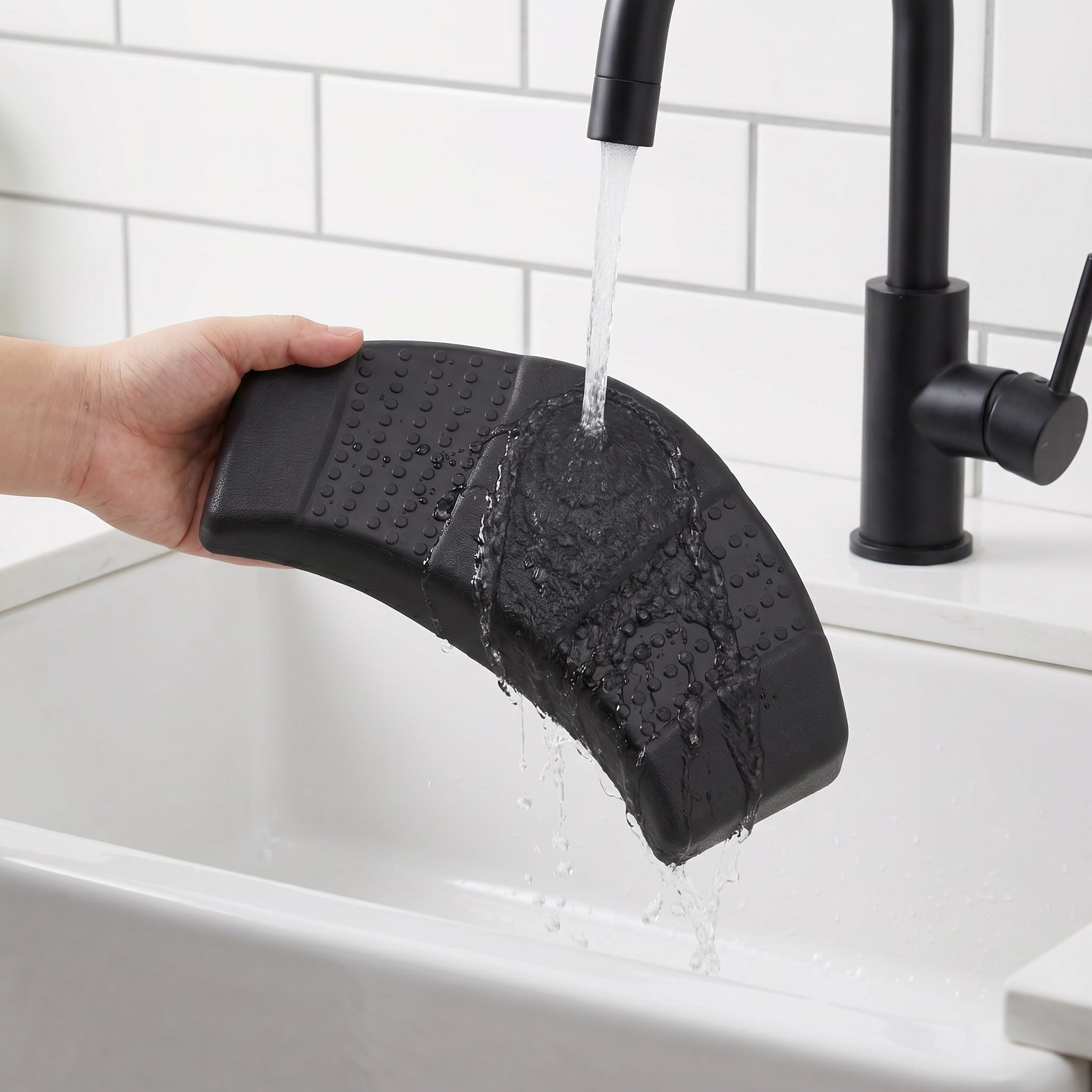 Tappetino Piedi per Vasca Pediluvio Nero in Pu Texture Puntinata