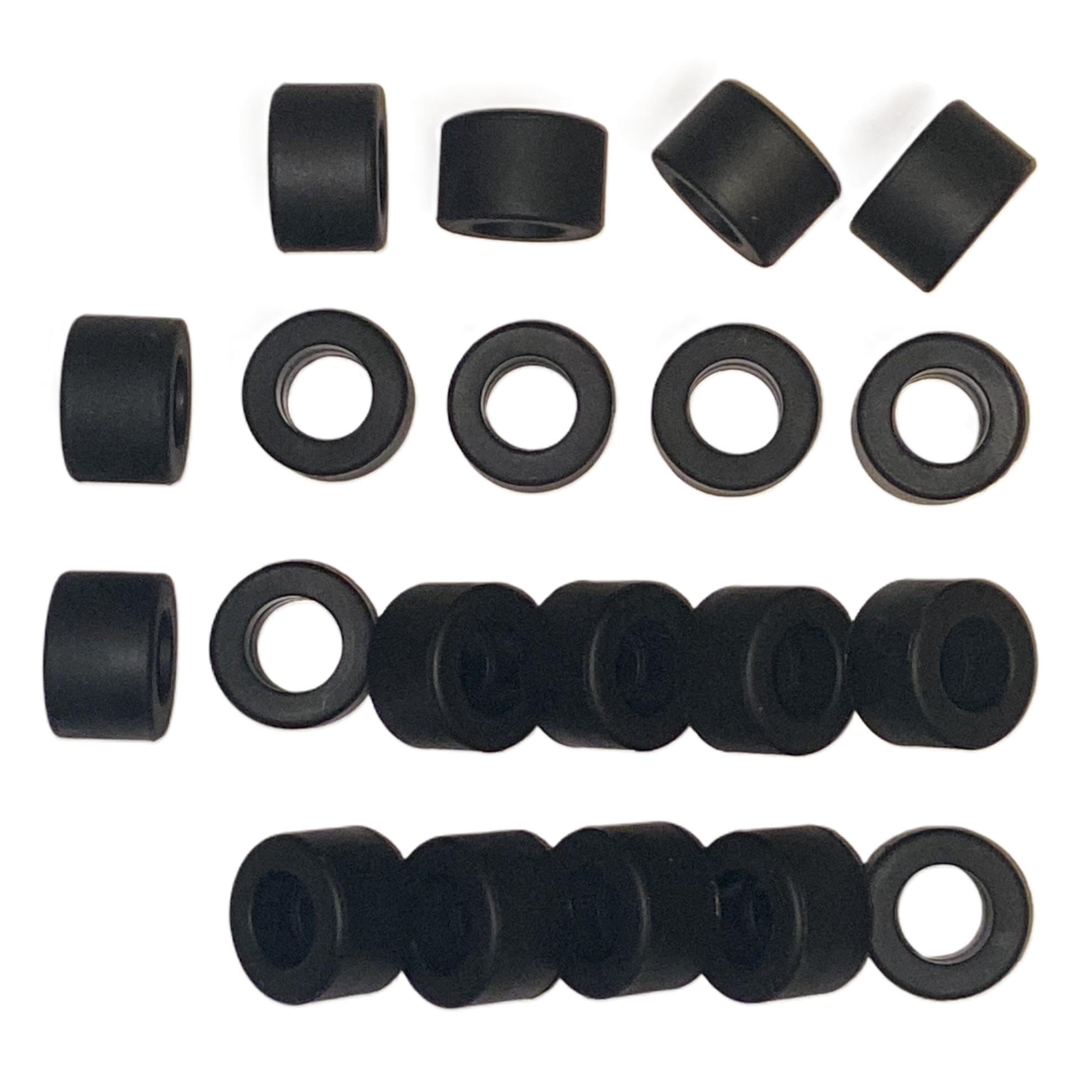 SSC Slot Cars Super Grip Ersatz-Autoreifen/Reifen-Set Zubehör, F1 Heckschlitze, kompatibel für - Scalextric 90er F1 Hinterräder - Benetton, McLaren, Williams, Camel, Ferrari usw. 13 mm breit (20)
