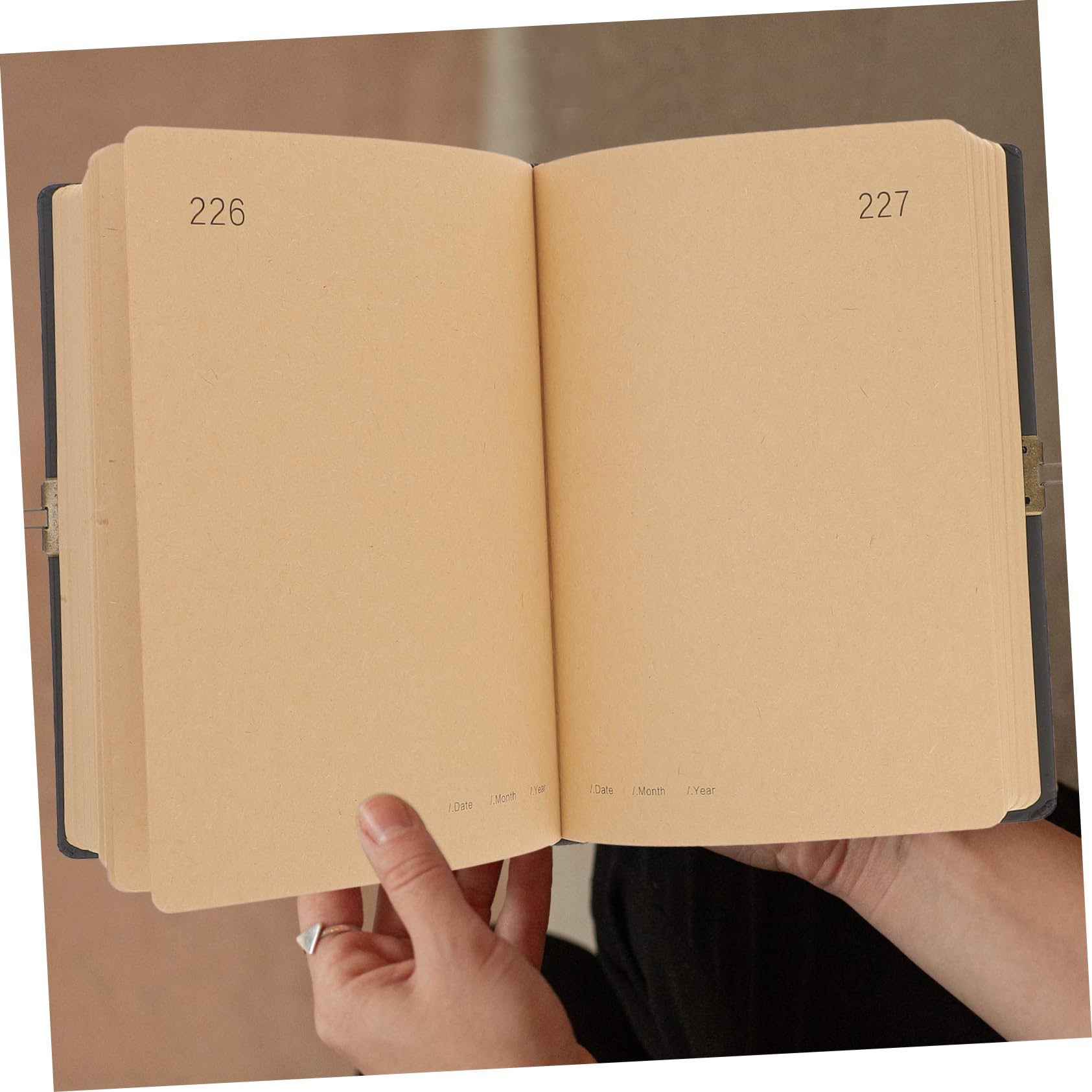 Quaderno con Lucchetto, Diario Personale da 365 Giorni, Portatile, in Carta, per Scuola, Ufficio, Pensieri e Schizzi Stile Casuale