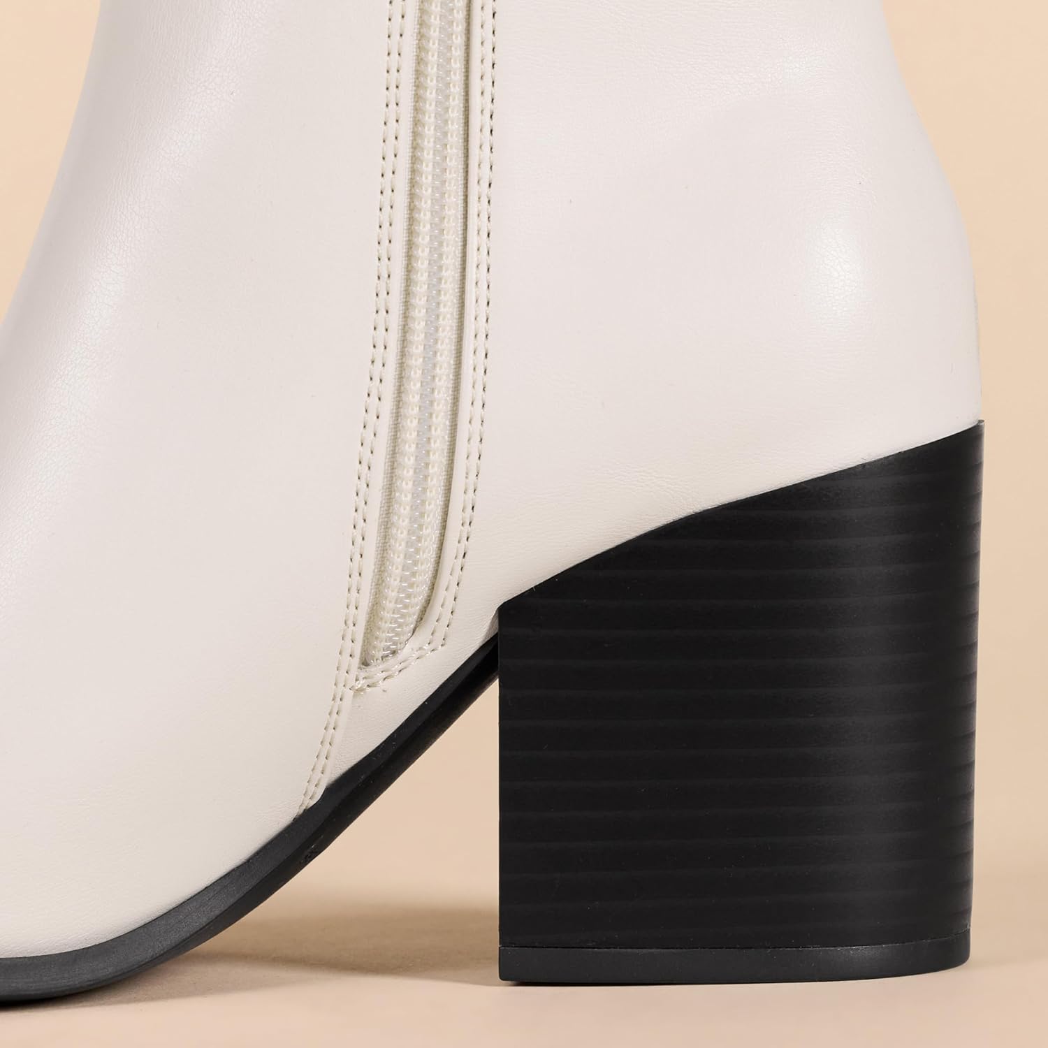 Amazon Essentials Women's Clean Heel Ankle Boots - Image 5