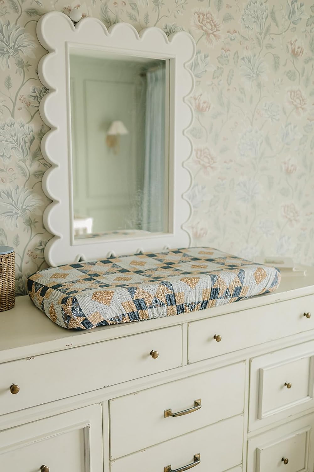 Mebie Baby Changing Pad Cover, Patchwork, 100% Muslin Cotton Changing Table Pad Cover for Baby Boy and Girl, Designer Nursery Decor Covers, Diaper Changing Pad Cover for Changing Station