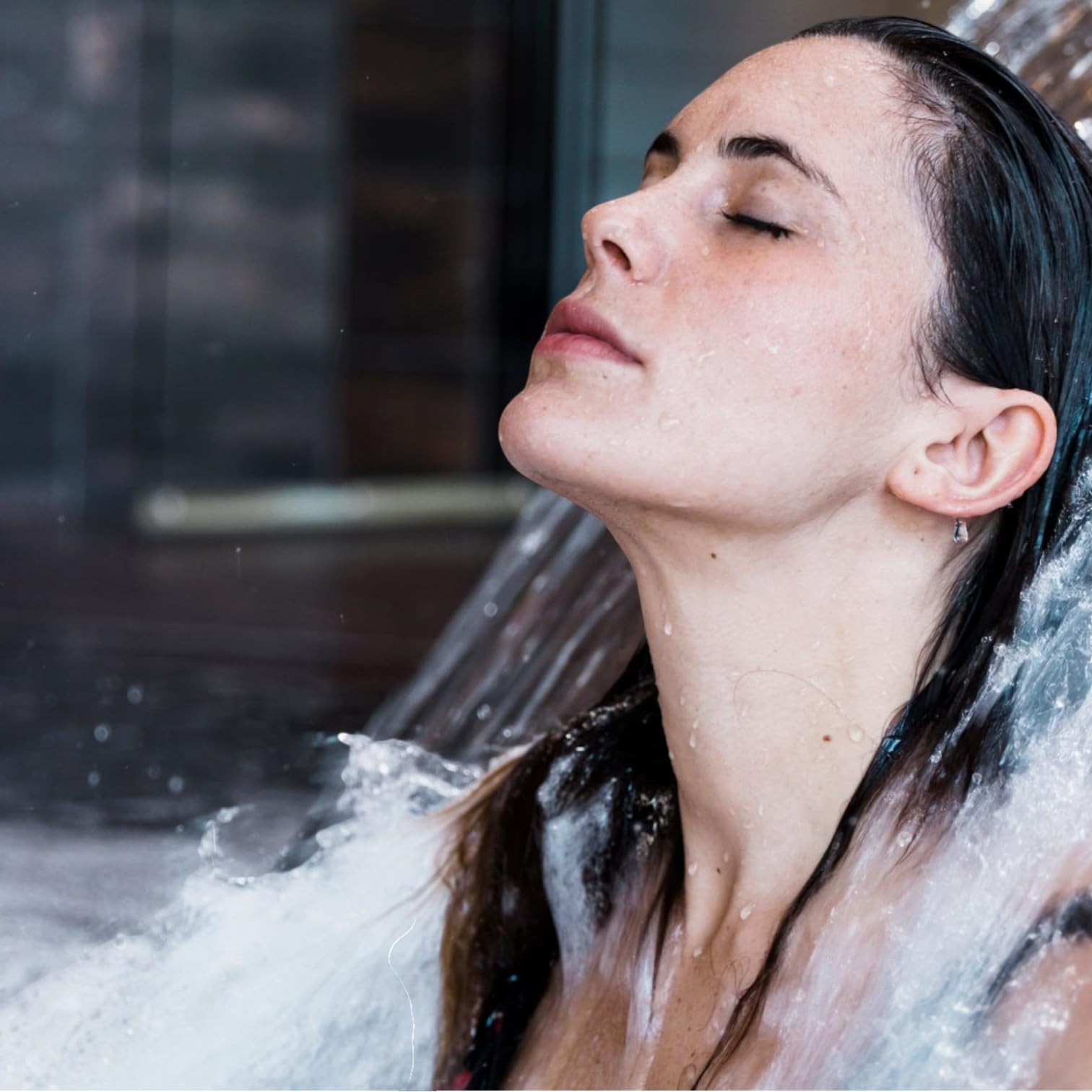 Weekendesk Escapada con Spa - Caja Regalo Spa para 2 - 1 Noche en Hotel 4 y 5 Estrellas con Desayuno, Acceso al Spa y Detalle Especial - Regalo Mujer y Hombre