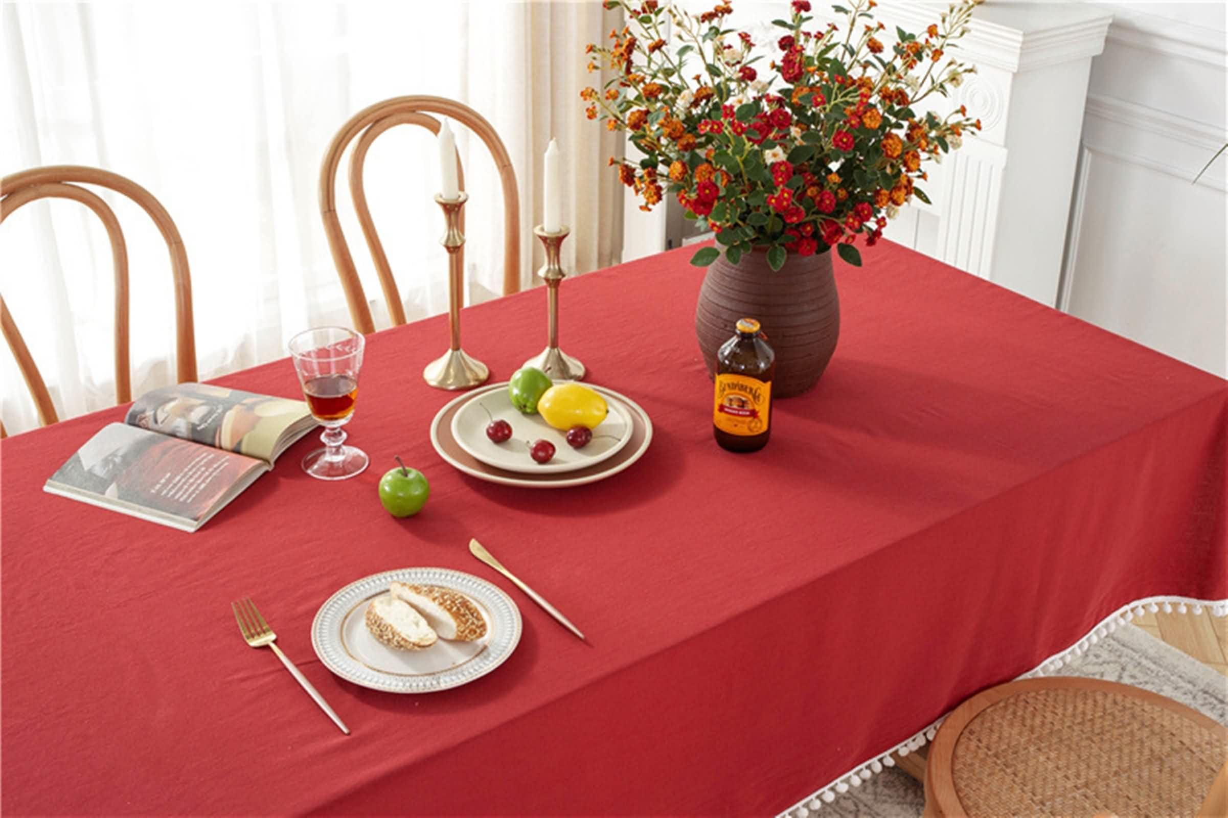 Mantel Antimanchas y Lavable Rectangular Rojo Mesa, Color Sólido con Pompones, de Algodón Lavable, 140 x 250 cm, Mantel para Comedor y Cocina