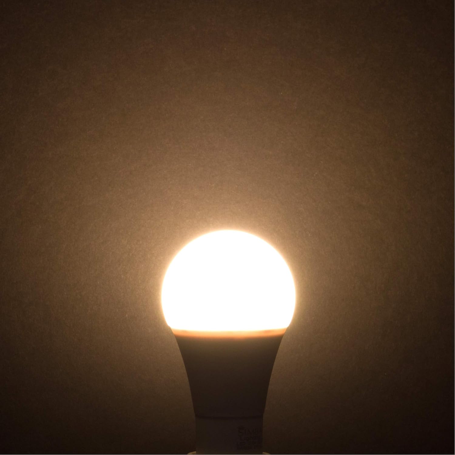 Simba Lighting LED GU24 A19 Light Bulb 9W 60W to 75W Replacement (4 Pack) 120V 2 Prong Twist and Lock Base for Ceiling Lights, Pendants, Outdoor Lanterns, Floor Lamps, Non-Dimmable, 2700K Warm White
