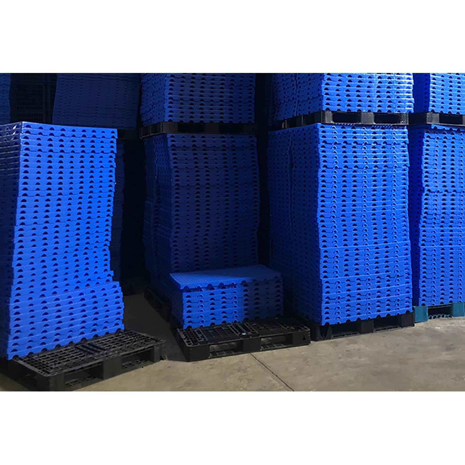 Pallet in Plastica per Lo Stoccaggio in Cantina Bancale Plastica di Stoccaggio con Griglie Traspiranti ad Incastro Bancali da Pavimento Impermeabile per Cucine di Ristoranti Negozi(60x40x5cm)
