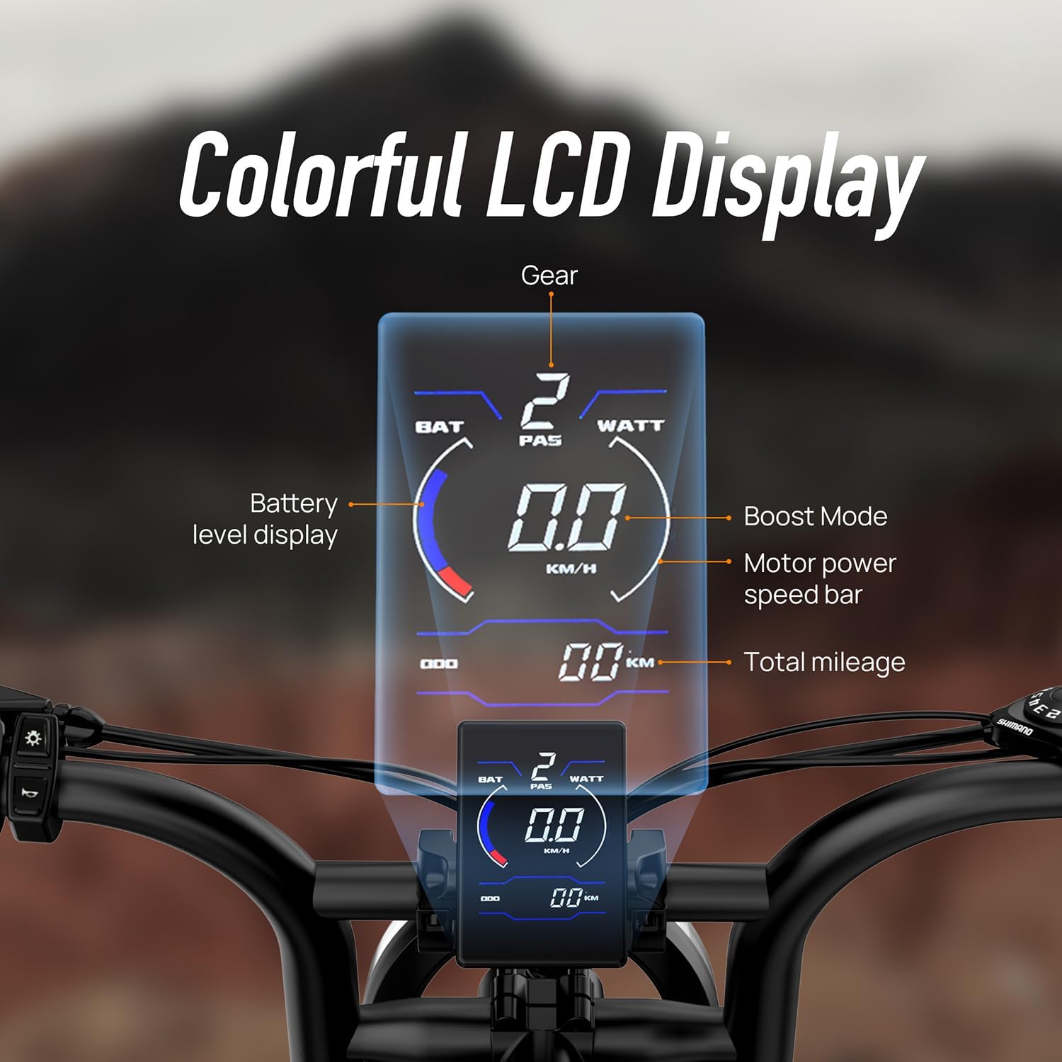 ക്ലോസ്-അപ്പ് URLബാറ്ററി ലെവൽ, ഗിയർ, വേഗത (0.0 KM/H), ബൂസ്റ്റ് മോഡ്, മോട്ടോർ പവർ സ്പീഡ് ബാർ, മൊത്തം മൈലേജ് എന്നിവ കാണിക്കുന്ന IFE ഇലക്ട്രിക് ബൈക്കിന്റെ വർണ്ണാഭമായ LCD ഡിസ്പ്ലേ.