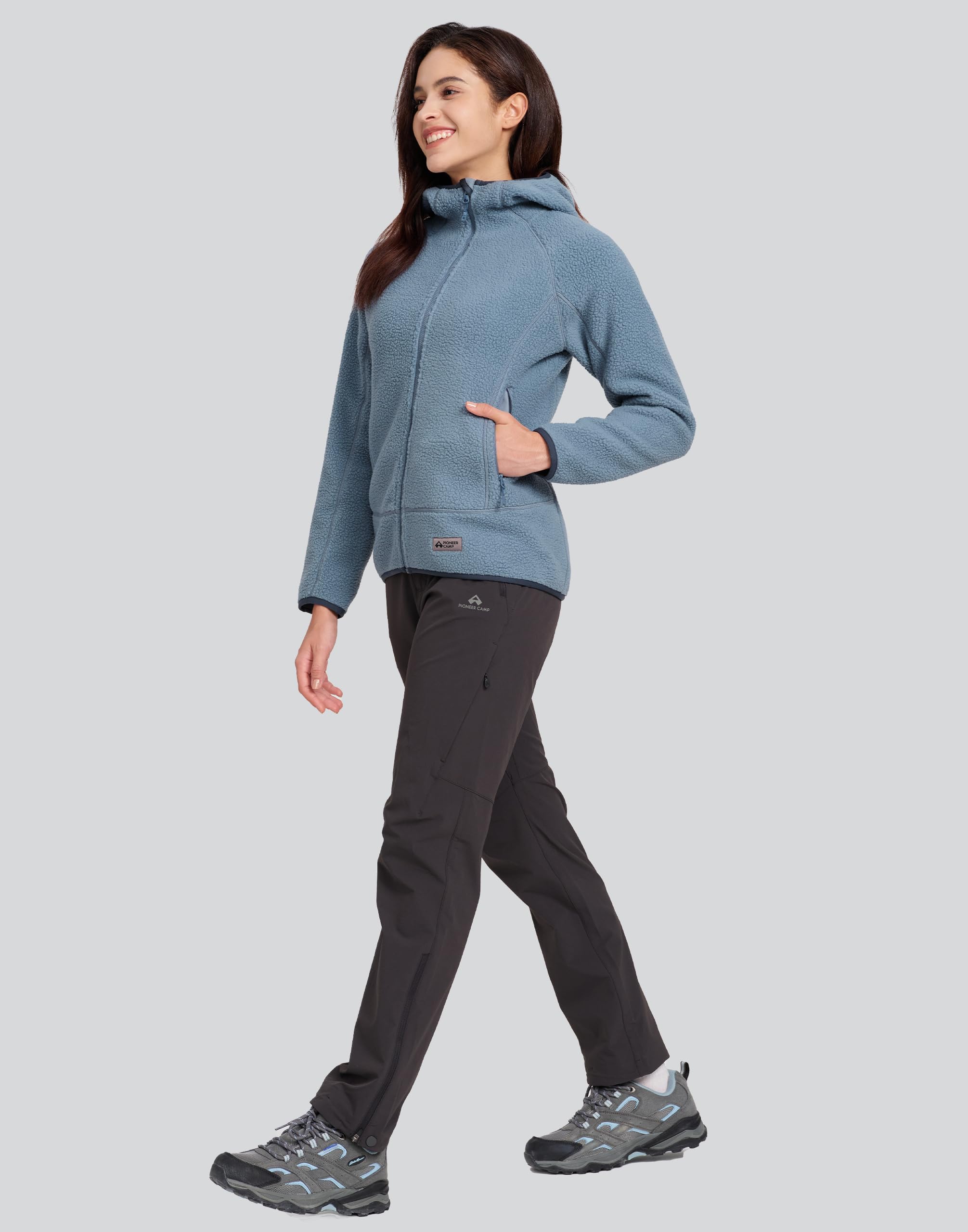 Pioneer Camp Damen Outdoor Fleecejacke mit Kapuze, Dreifach Isoliert, Seitentaschen, Dehnbarer Saum für Wandern, Camping