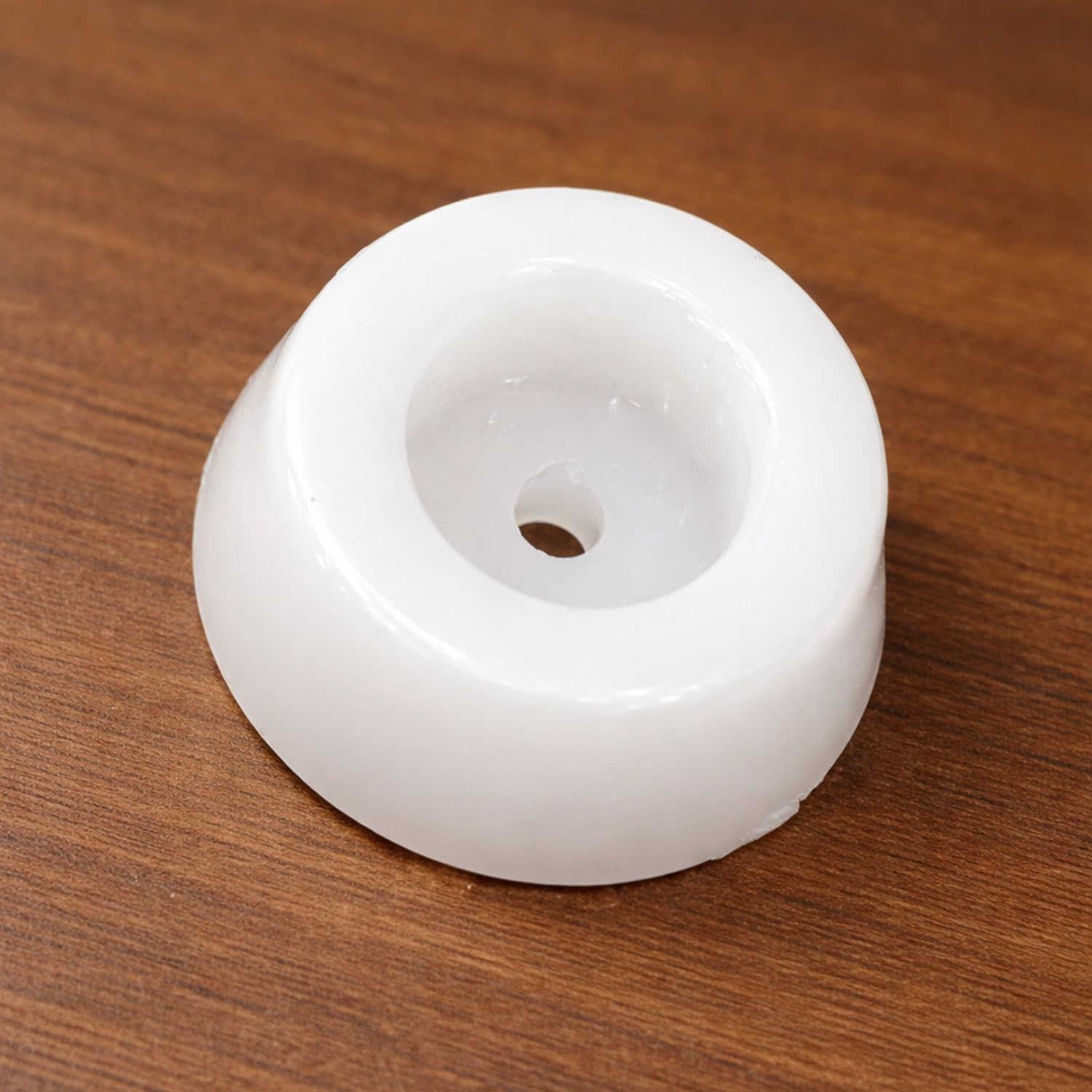 VOLO Pack of 12 Round PVC Screw-On Furniture Buffer Pads – Non-Skid Floor Protectors for Sofas, Chairs, Tables, Noise Insulation, White Nylon 1