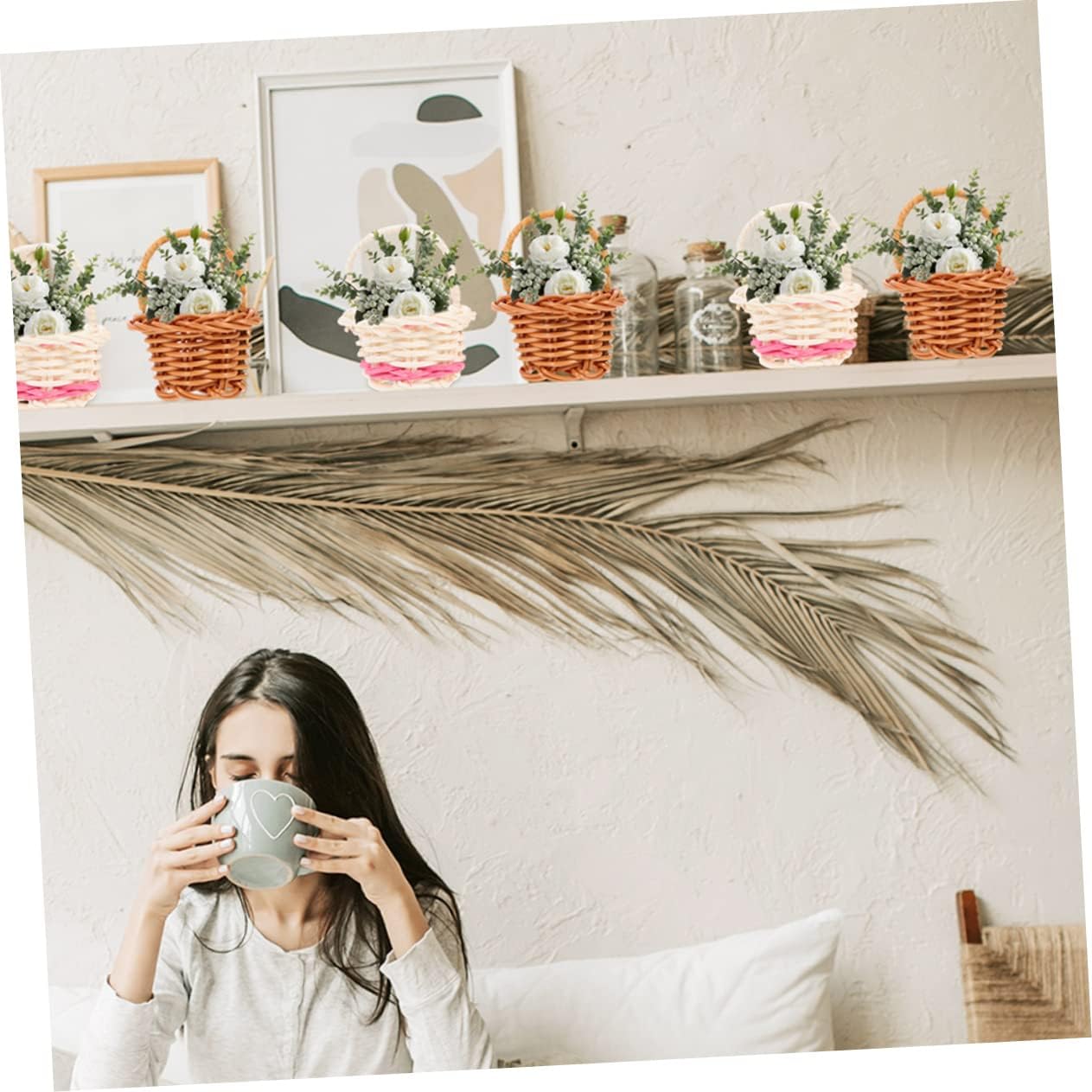 72pcs Mini Woven Flower Baskets for Home Decor Miniature Storage Baskets for Candies Jewelry Crafts for Parties and Photography Props Coffee White