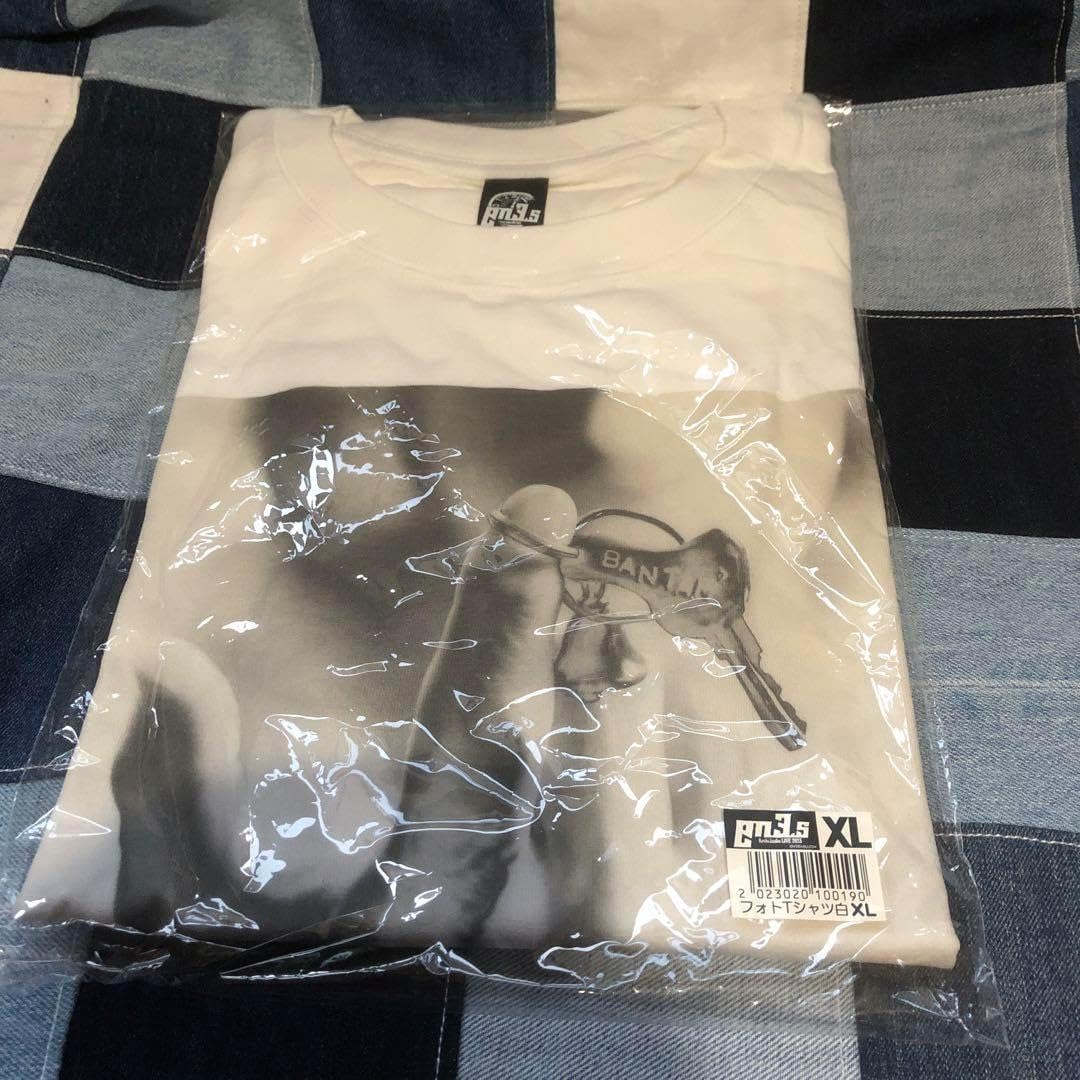 稲葉浩志 en 3.5 フォトTシャツ 白 X B'z Official Website