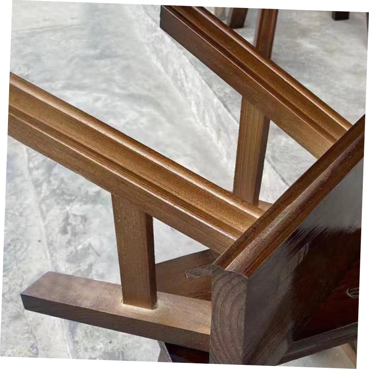 Garneck Rustic Wooden Bench Small Step Stool for Boys and Girls Boys and Girls Stool for Bathroom Storage