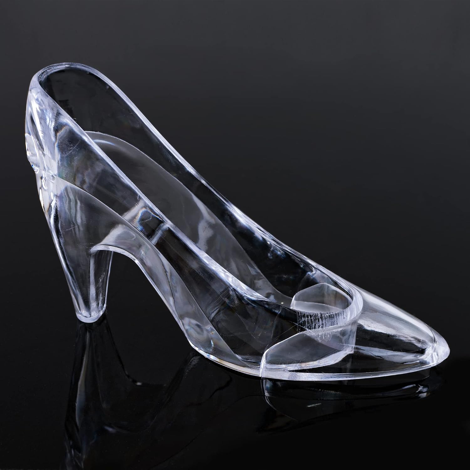 Plastic Mini Cinderella Princess Inspired Slipper High Heel Shoe Party Decoration for Weddings, Birthday Party, Table Serving, Candy & Other Event Favors by Super Z Outlet® (8 Pieces)