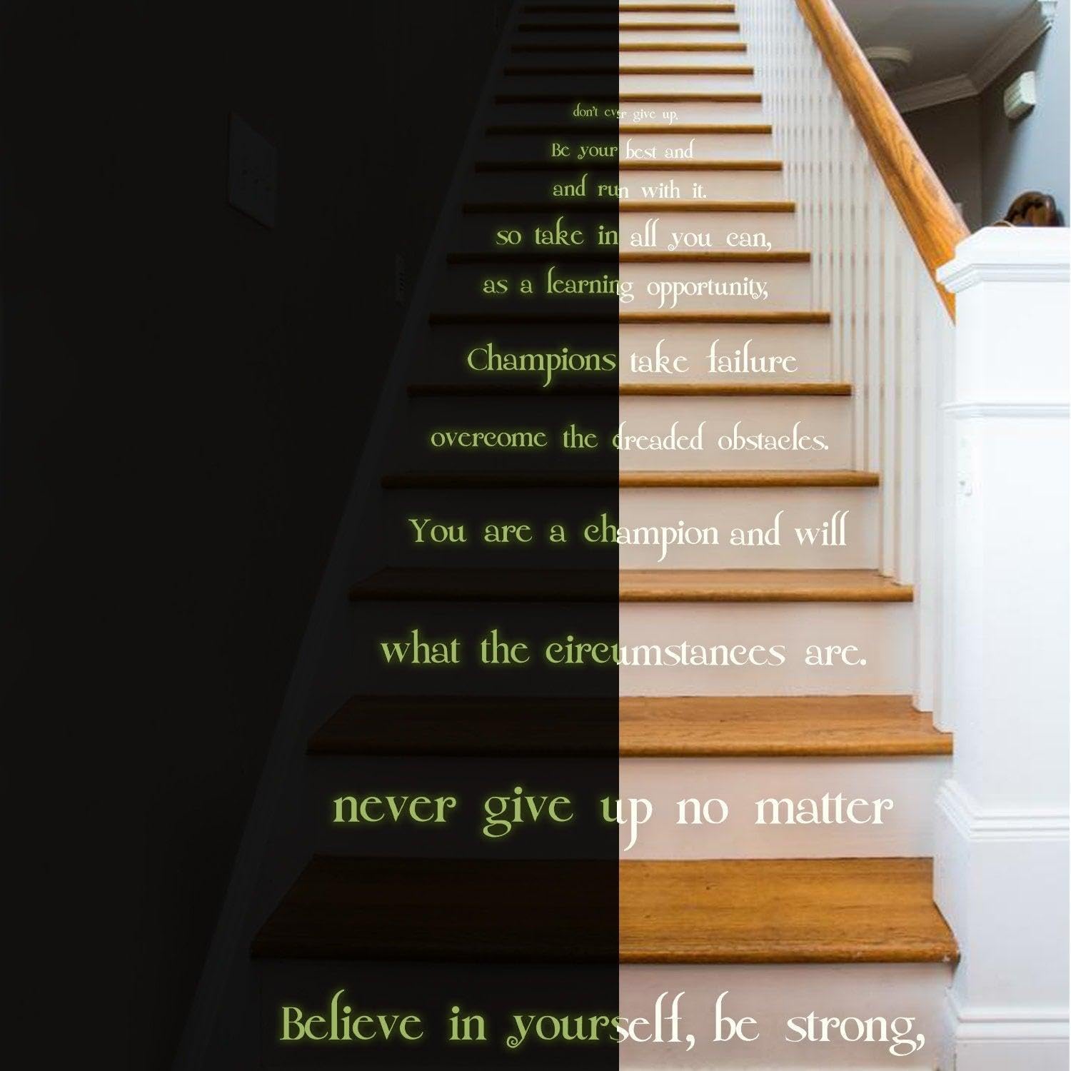 Believe in Yourself Treppe Glow in Dark Vinyl-Aufkleber – Nachtleuchtende Motivation Love Home Zitat Aufkleber 130 x 134 cm