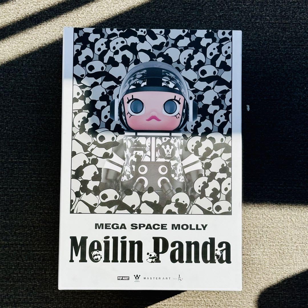 Amazon.co.jp: POPMART 400% SPACE MOLLY Meilin Panda 限定 : おもちゃ