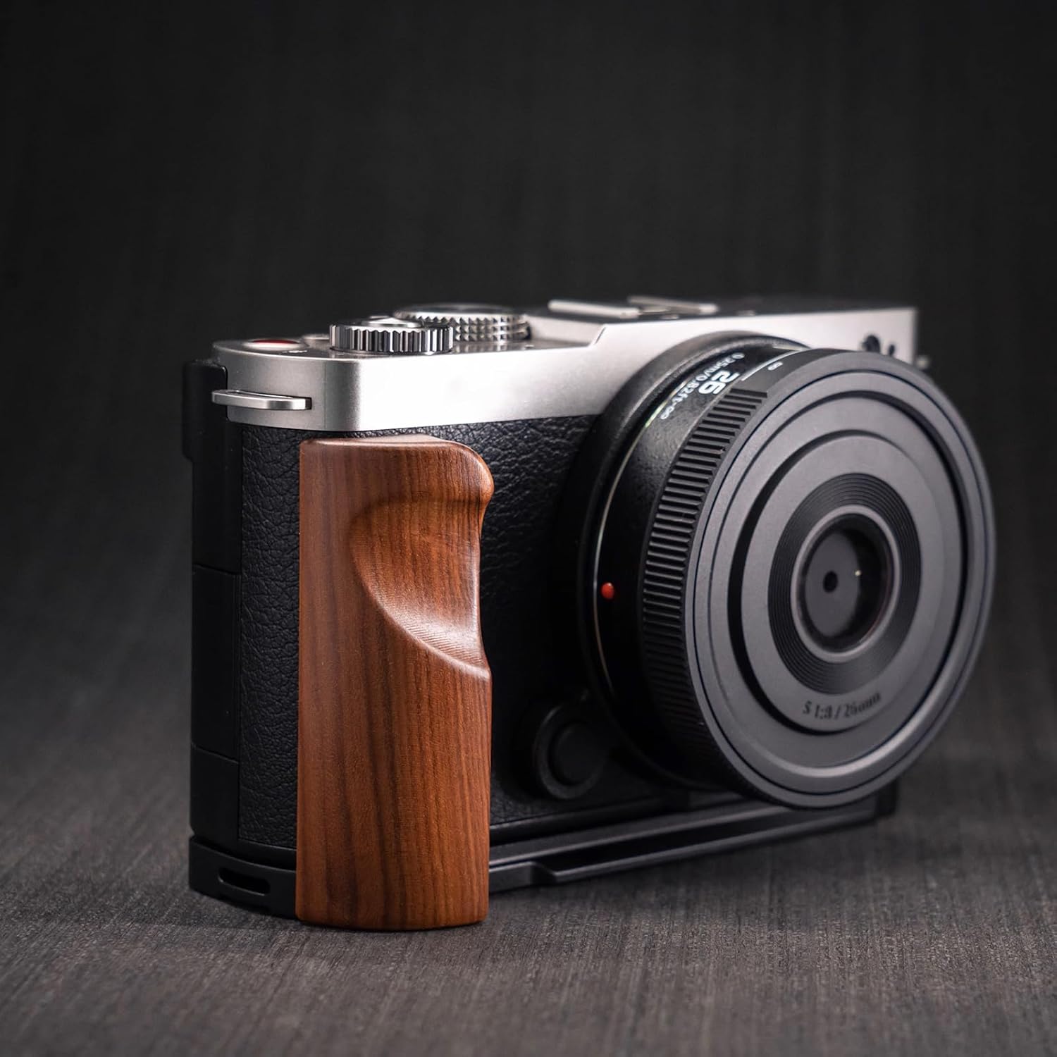 Iborrys 高級実木 カメラグリップ 、対応 パナソニック Panasonic LUMIX S9 カメラ 、 専用 L型クイック