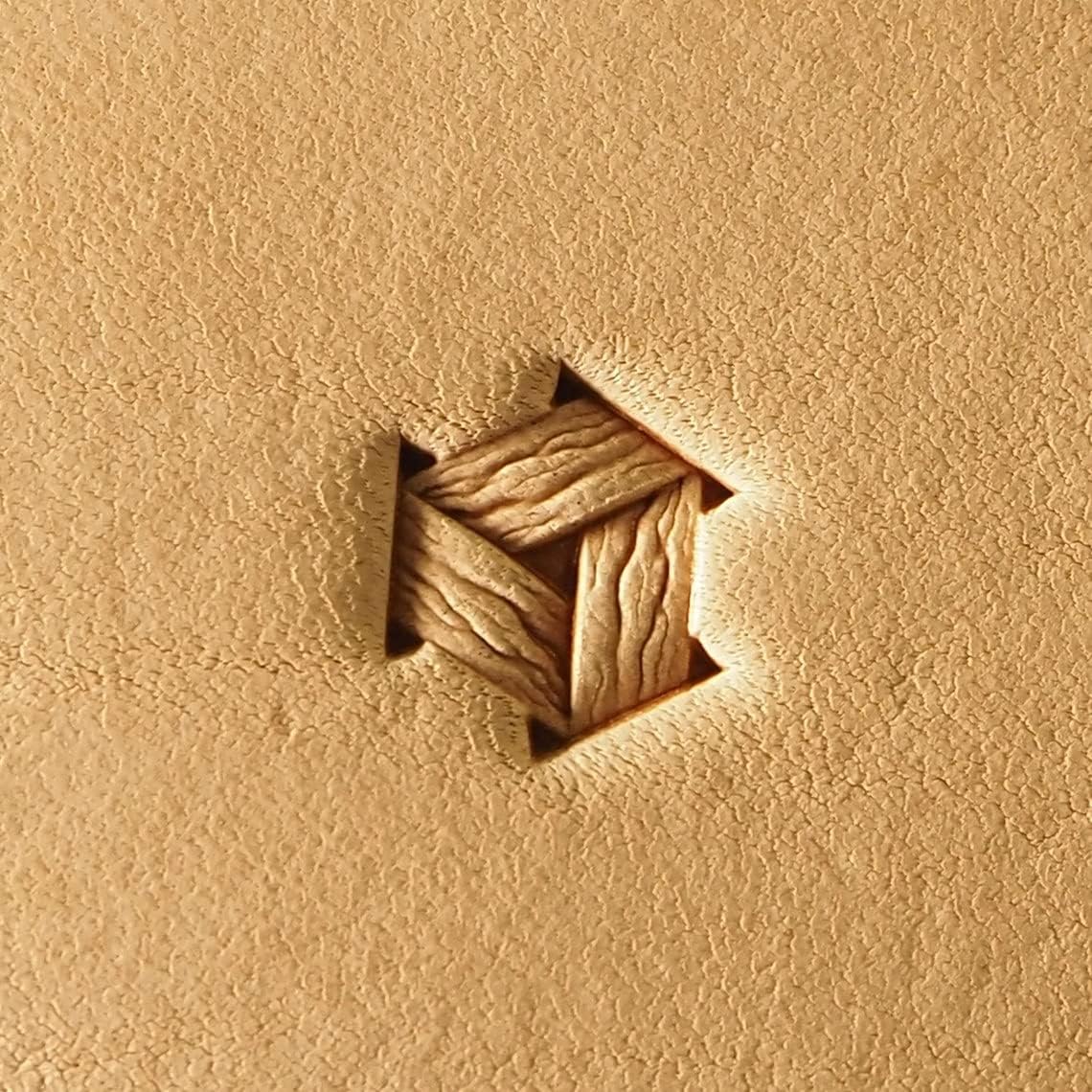 DandS ltd Leather Stamp Tool, Basket Weave, Professional Steel Craft Tool for Leatherworking, Embossing, Carving & Stamping Leather Projects, Belts Wallets & DIY Projects Compatible with Mallet #523M