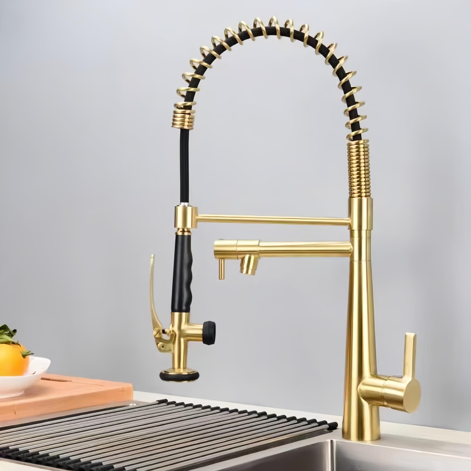Tap， Kitchen Sink Mixer ，Tap Coldand Hot，Single Lever Swivel Spout ，Kitchen Sink Taps Mixer with Pull Out Spray, Kitchen Mixer TapsSwivel Spout Stainless Steel Hot Cold Water ， for Kitchen Sink(Gold)