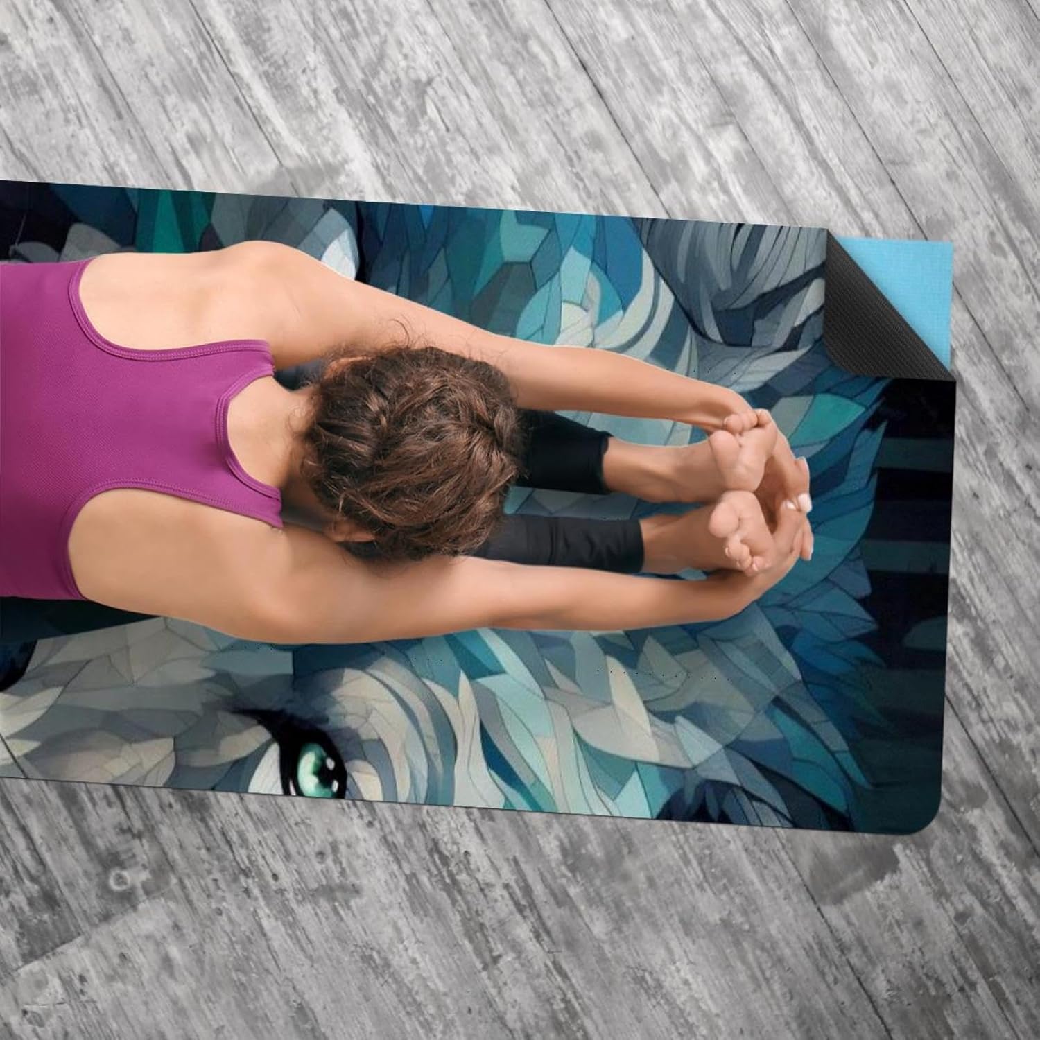 Yoga Towel, Wolf Animal Print Non Slip Sweat Absorbent Hot Yoga Mat Towel for Hot Yoga, Pilates and Fitness - 72.8" x 26.8"