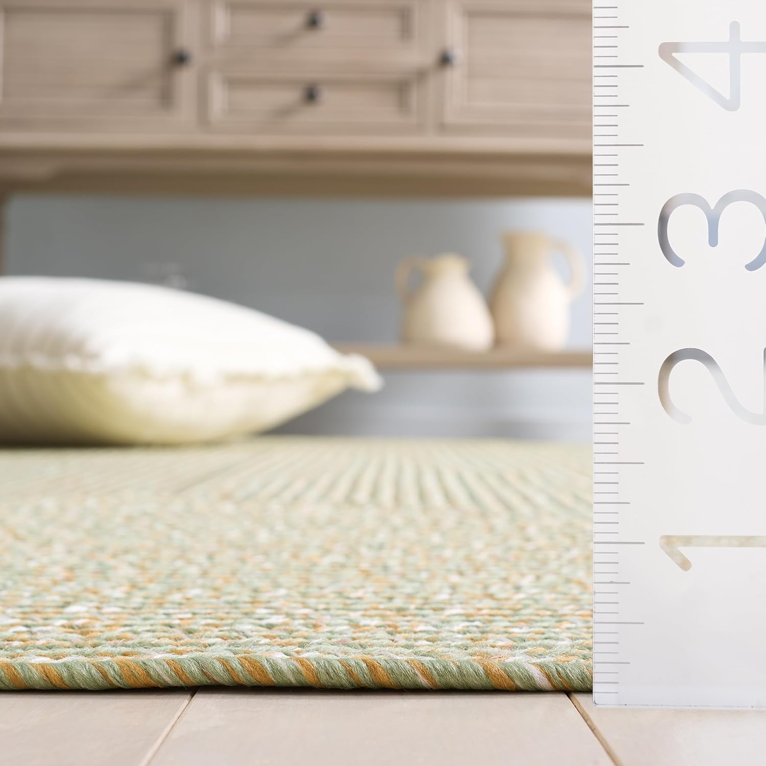 SAFAVIEH Washable Rug Outdoor Braided Collection - 5' x 8', Light Green & Sage Green, Handmade & Reversible, Non-Shedding & Easy to Clean, Ideal for Patio, Backyard, Mudroom (BRA260W)