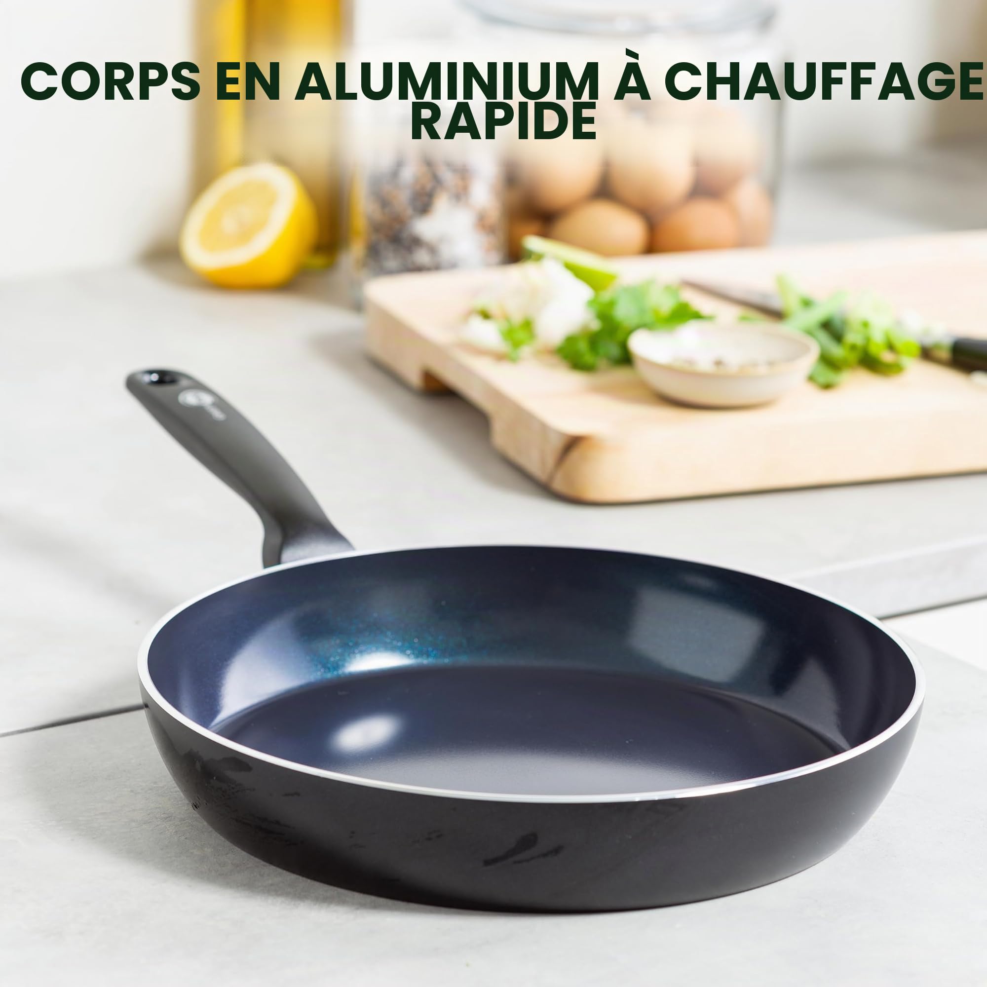 GreenPan Torino Poêle à Frire de 28 cm Antiadhésive en Céramique Sain, Sans PFAS, Induction, Résistante au Lave-vaisselle, Va au four jusqu'à 160°C, Noir