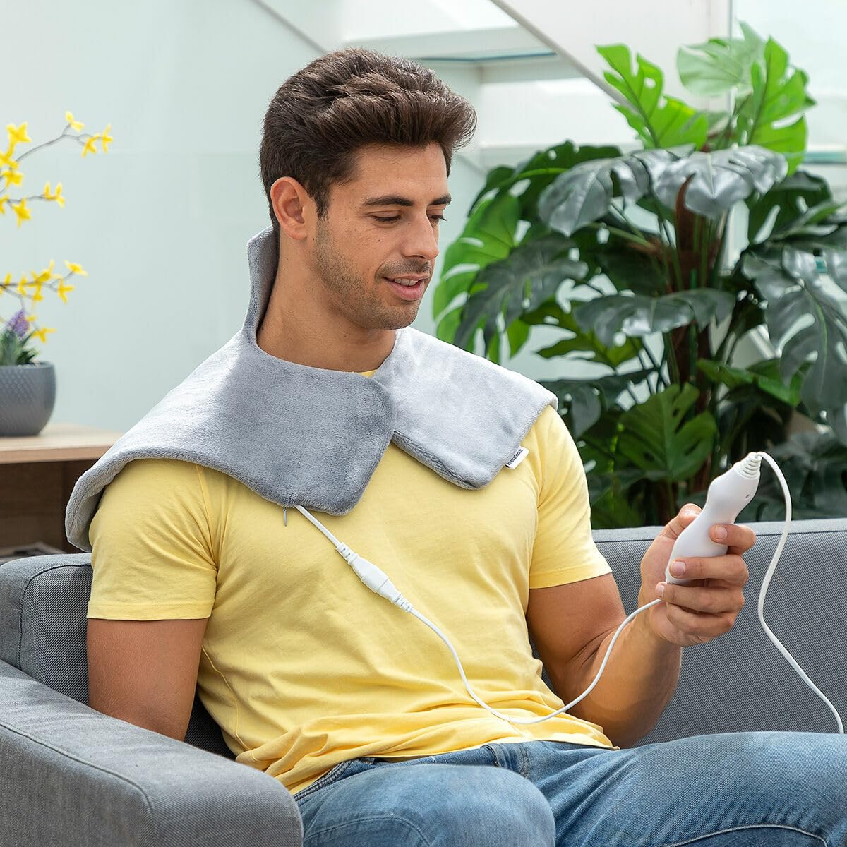 InnovaGoods® Couverture chauffante pour le cou et les épaules, couverture chauffante sèche et humide pour le dos, le cou et les épaules, couverture électrique avec télécommande