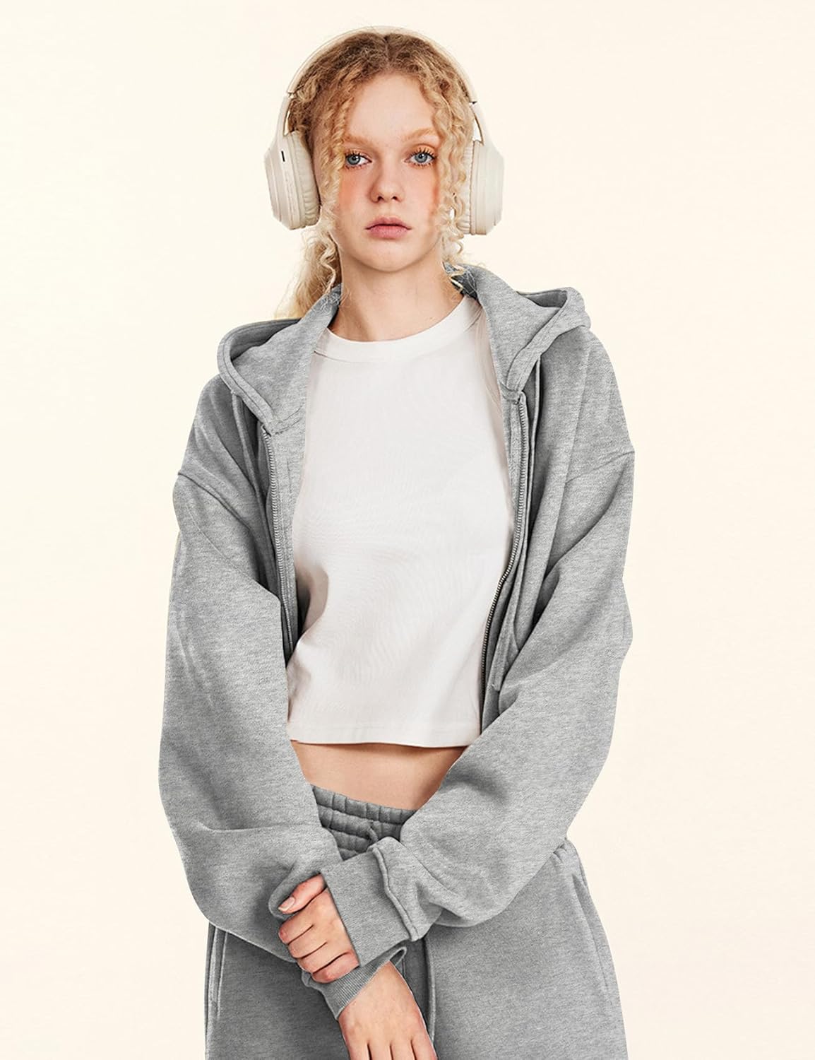 Kissonic Women's Cropped Zip Up Hoodie Fleece Lined Drawstring Crop Tops Sweatshirt Jacket with Pockets - Image 4