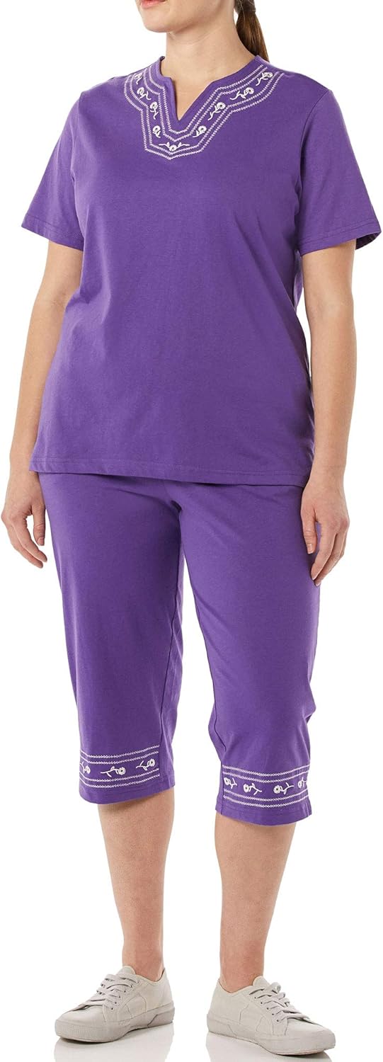 AmeriMark Embroidered Floral Trim Capri Set Women's Capri Top & Pants Outfit