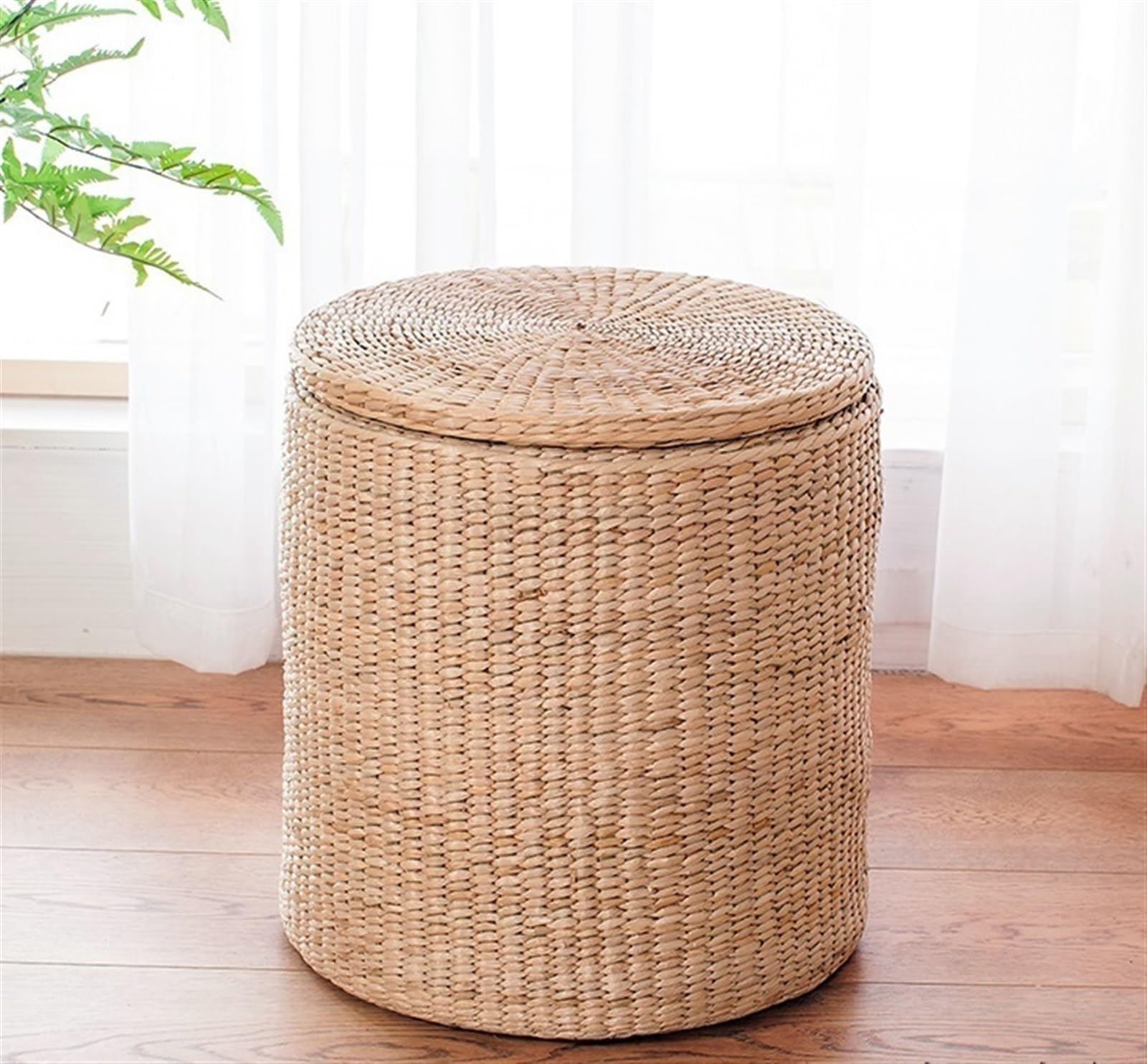 Tabouret de rangement en quenouille pour cacher les articles divers et gagner de la place