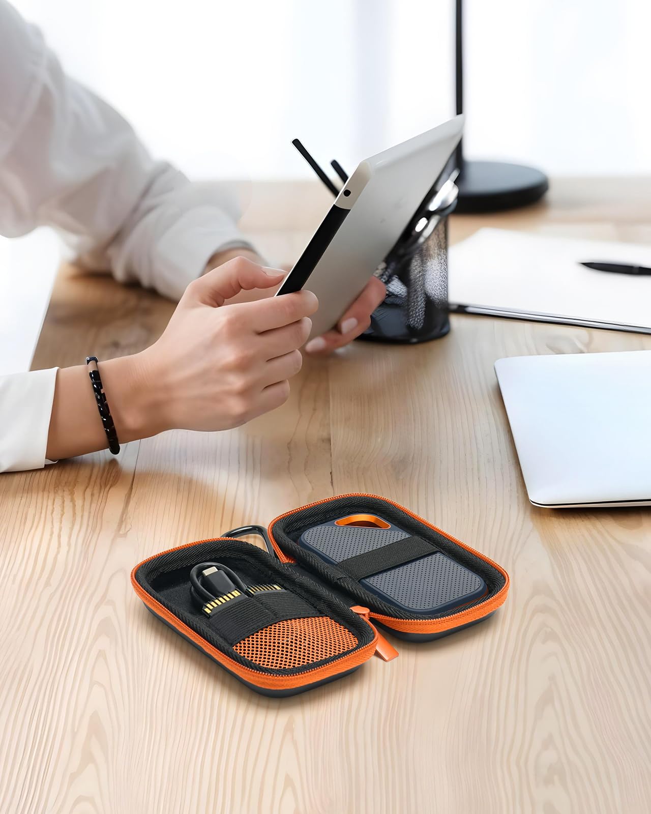 Amazon | ケース SanDisk SSD/SanDiskポータブルSSD Portable Extreme