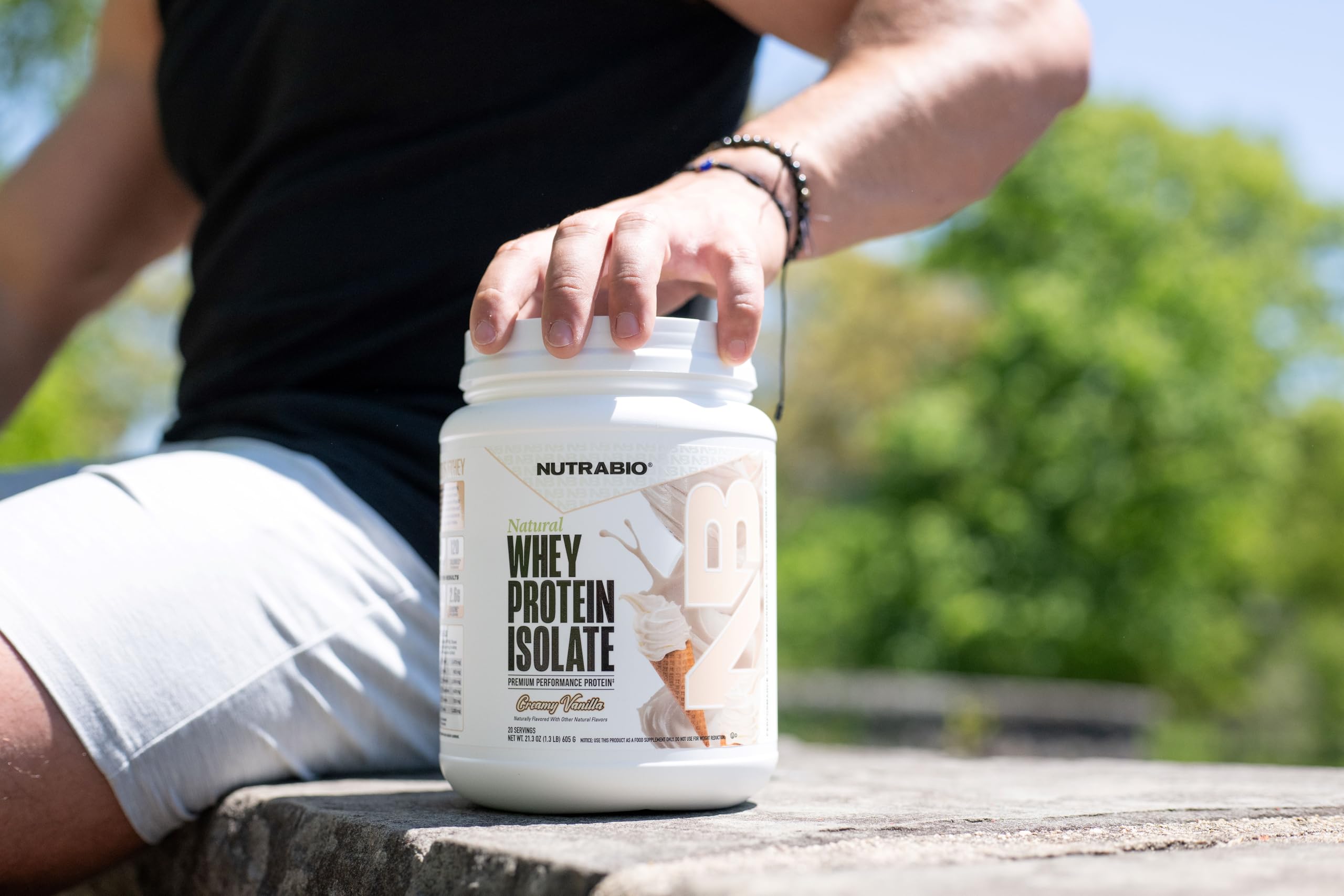 NutraBio Natural Whey Protein Isolate Protein Powder, 25g Protein with Complete Amino Acid Profile, Non-GMO, Soy & Gluten Free, Low Carb, Low Calorie - 20 Servings- Vanilla — Amazon image 6