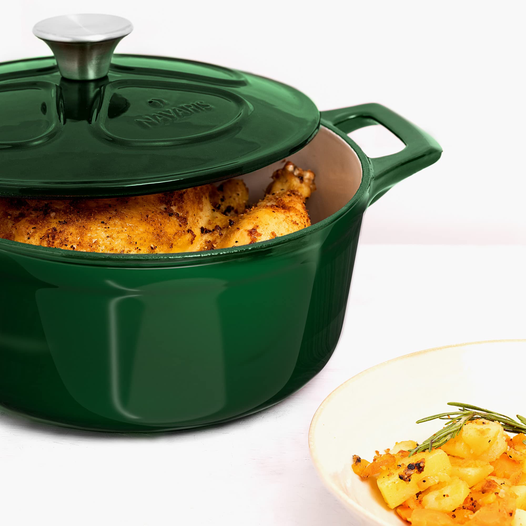 Navaris Casseruola in Ghisa Smaltata - Pirofila Cocotte Ø20cm Coperchio - Cottura Grill Forno Fornelli a Induzione Fuoco - Pentola Verde Scuro Lucido