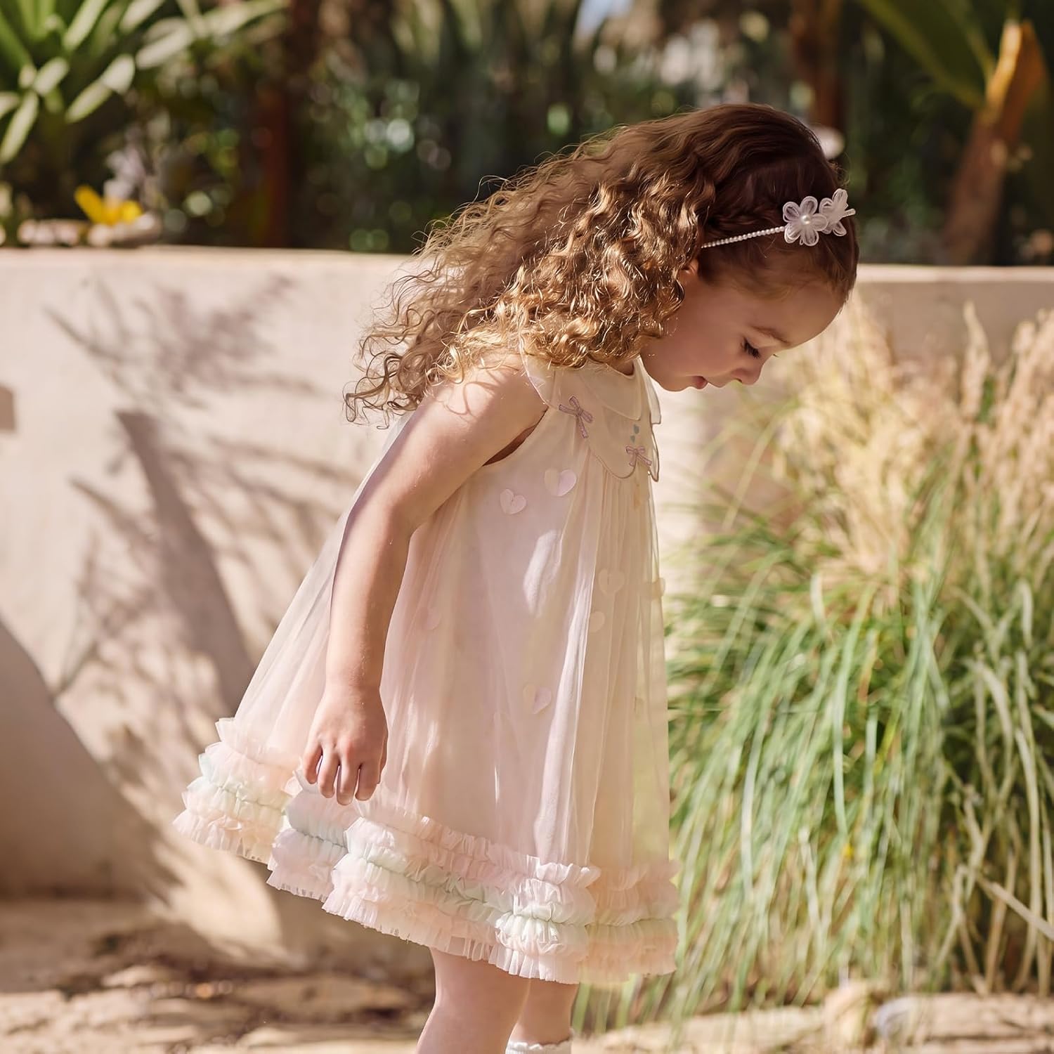 DAVE&BELLA Toddler Tulle Tutu Dress for Girls, Sleeveless Floral Embroidery Tiered Twirly Princess Birthday Party Dress