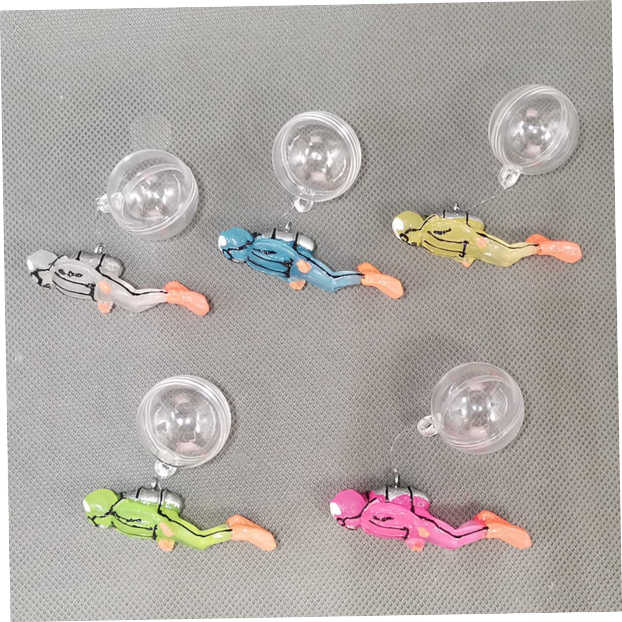 Happyyami 20 Juegos Buzo Resplandeciente Luz del Acuario Accesorios para Peceras Plantas De Acuario Figura Mini Buzo Aireador Decoración De Accesorios De Pecera Concha Tanque El Plastico