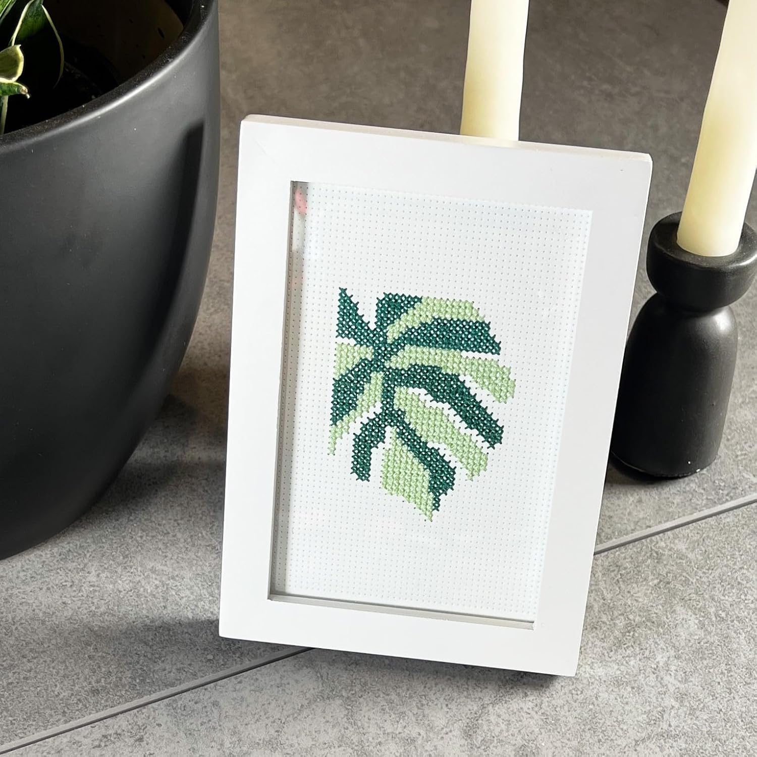 Ellen Hutson, Essentials by Ellen, Paper Embroidery Die Set & Thread Combo, A2 Piercing Plate 1 and 2, 20 Colors DMC Floss, Kit-Exclusive Floral Cross Stitch Pattern, Stitching, Papercrafts, DIY