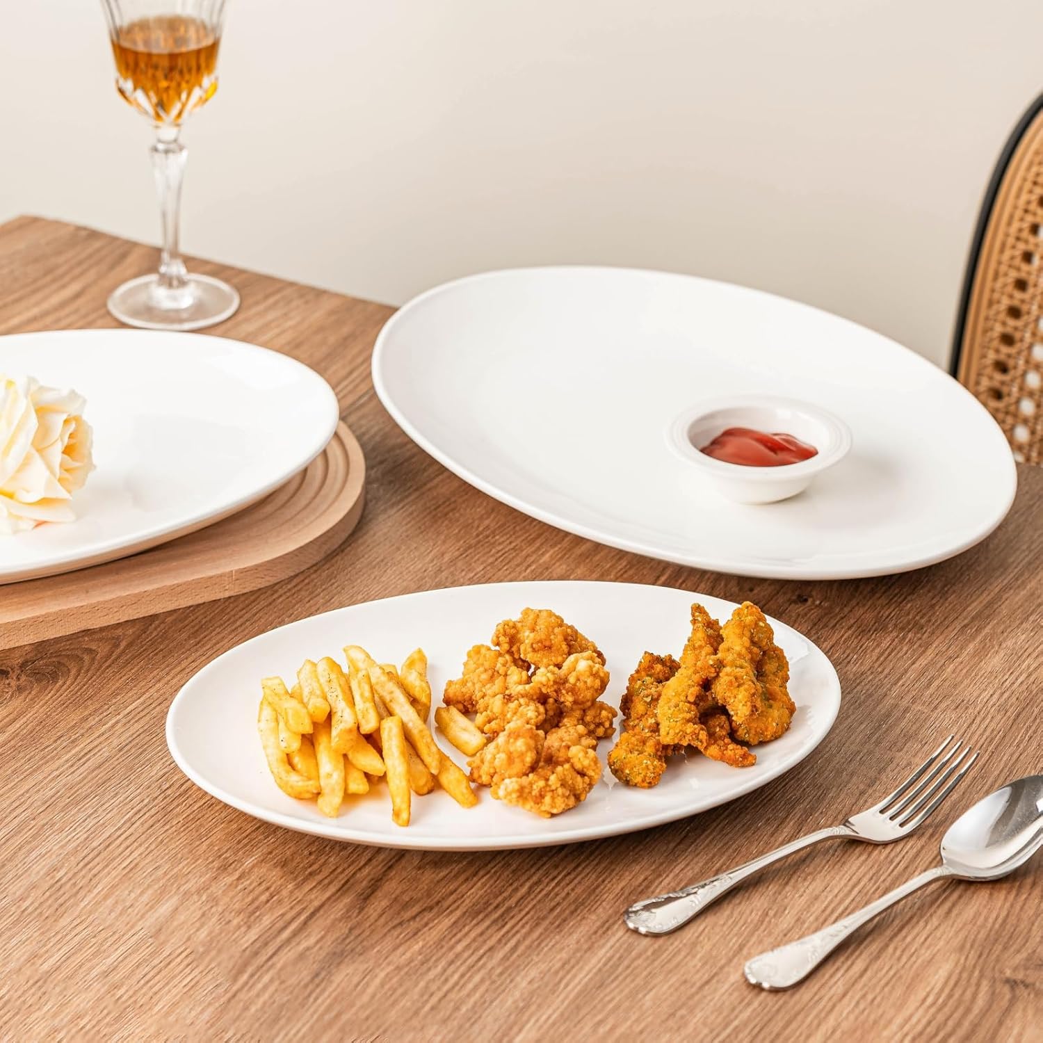 Serving Platters Set of 3 – 15.5/14/12 Inch Oval White Serving Platters, Large Porcelain Serving Platter Set for Party, Appetizers, Charcuterie, Sushi & Dessert, Microwave & Dishwasher Safe