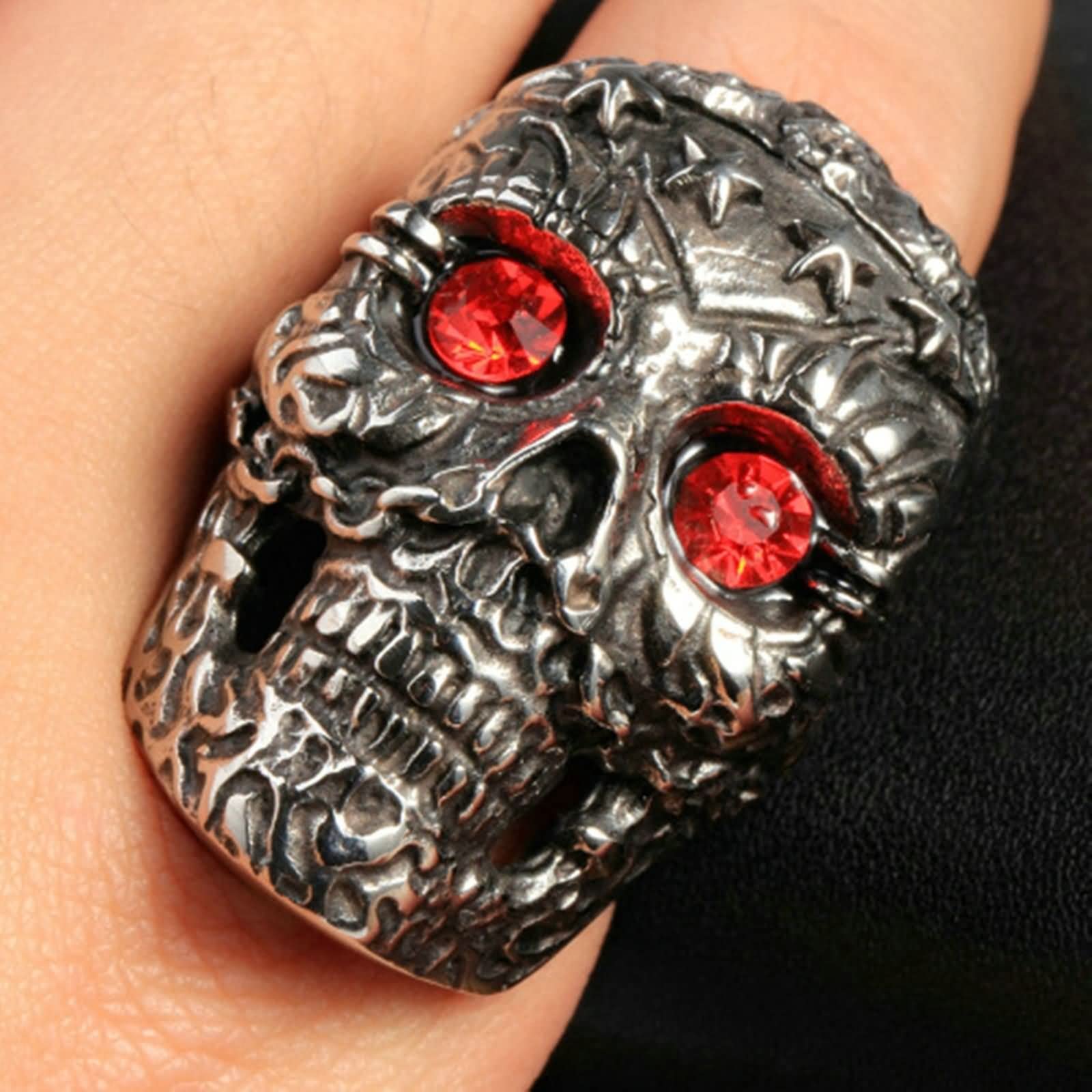 Anello in Acciaio Inox Anello Donna E Uomo Anello Teschio Punk Rock con Occhi Rossi Anello in Acciaio Argento Taglia 17 to 30