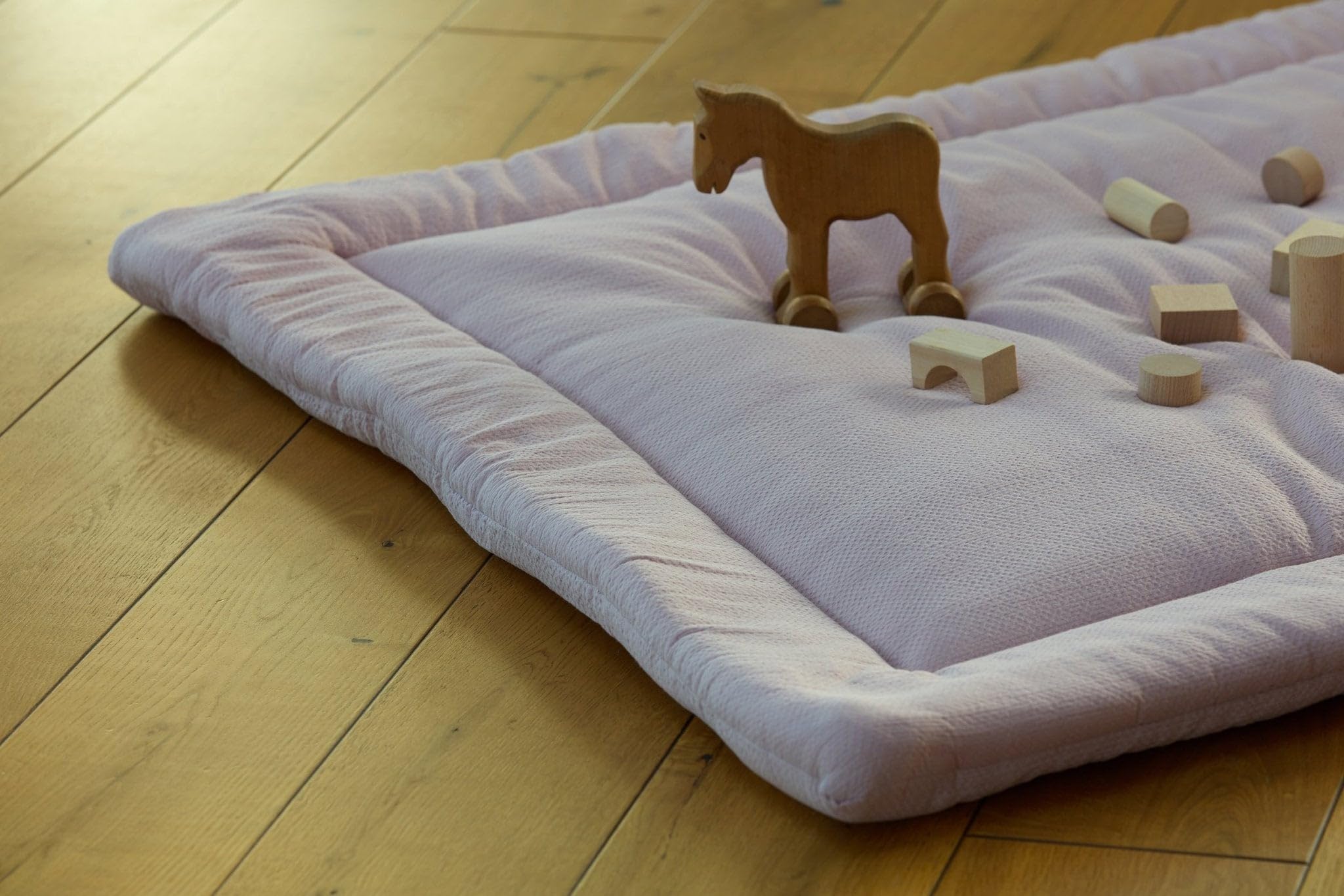 KraftKids Krabbeldecke und Laufstalleinlage gepolstert, rundum 100% Baumwolle, Doppelkrepp Rosa, dick mit 500 g/m² Vlies, handgefertigt EU