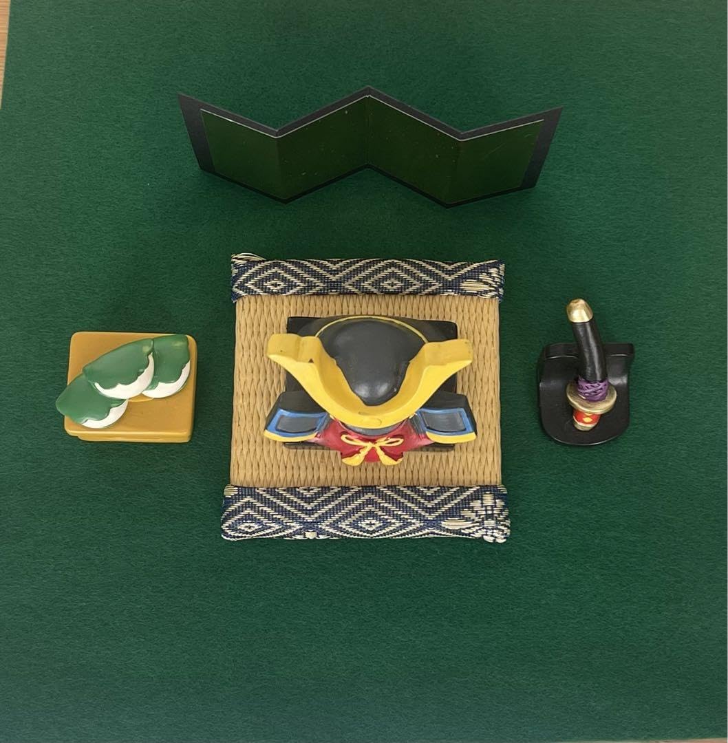 Amazon | こどもの日 ミニオブジェ 端午の節句 兜飾り 畳 金屏風 Amazon | こどもの日 ミニオブジェ 端午の節句 兜飾り 畳 金屏風