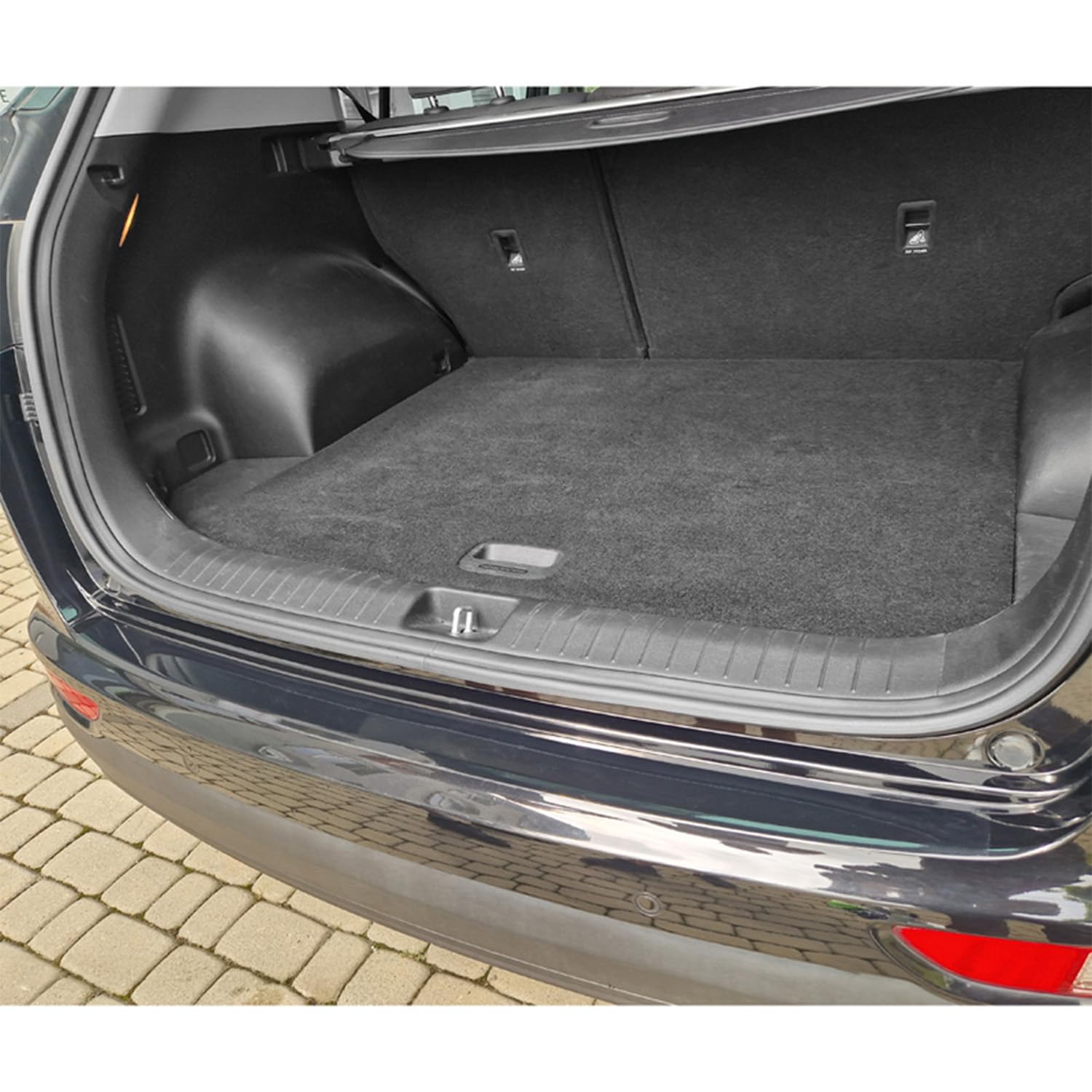 MAX6 Custom-fit Rear bumper protection film compatible with Volkswagen Tiguan III (CT1) 2024- - Transparent